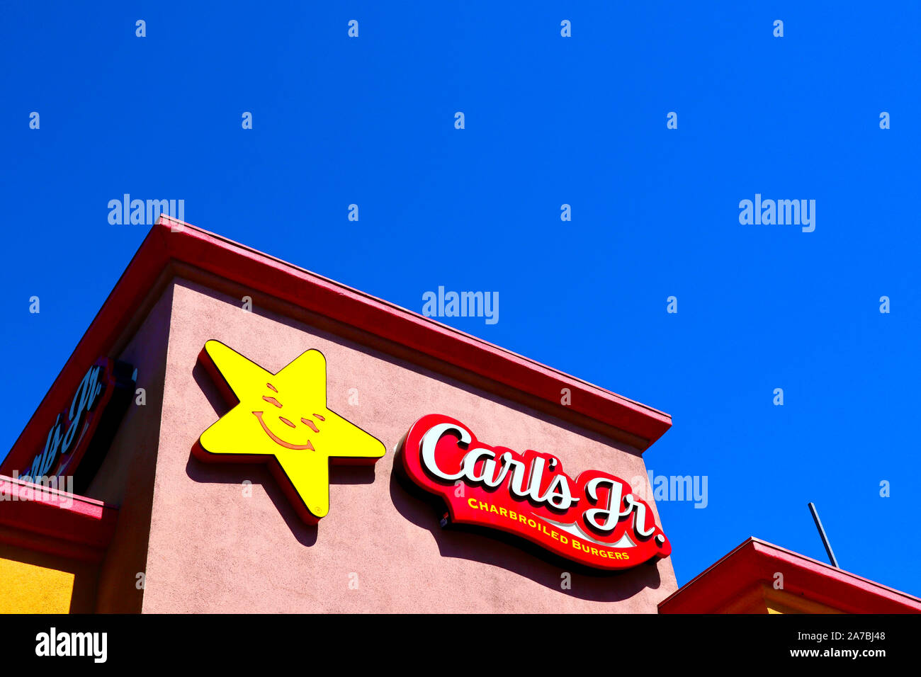 Logo Du Restaurant Carls Jr Banque d'image et photos - Alamy