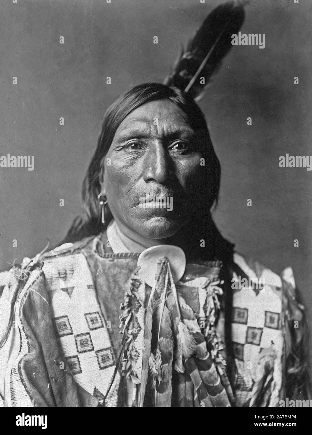 Edward S. Curtis indiens des États-Unis - Little Hawk, Brule ca Indiens. 1907 Banque D'Images