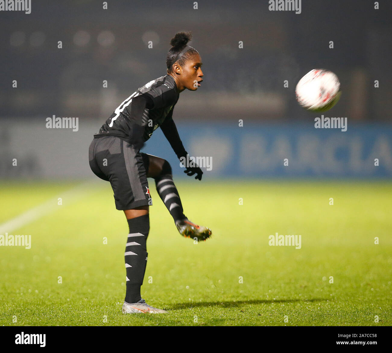 Manchester, Angleterre - 31 OCTOBRE : Deneisha Blackwood de Slavia Praha les femmes pendant l'Uefa Women's Champions League Tour de jambe 16 2 match entre Arsen Banque D'Images