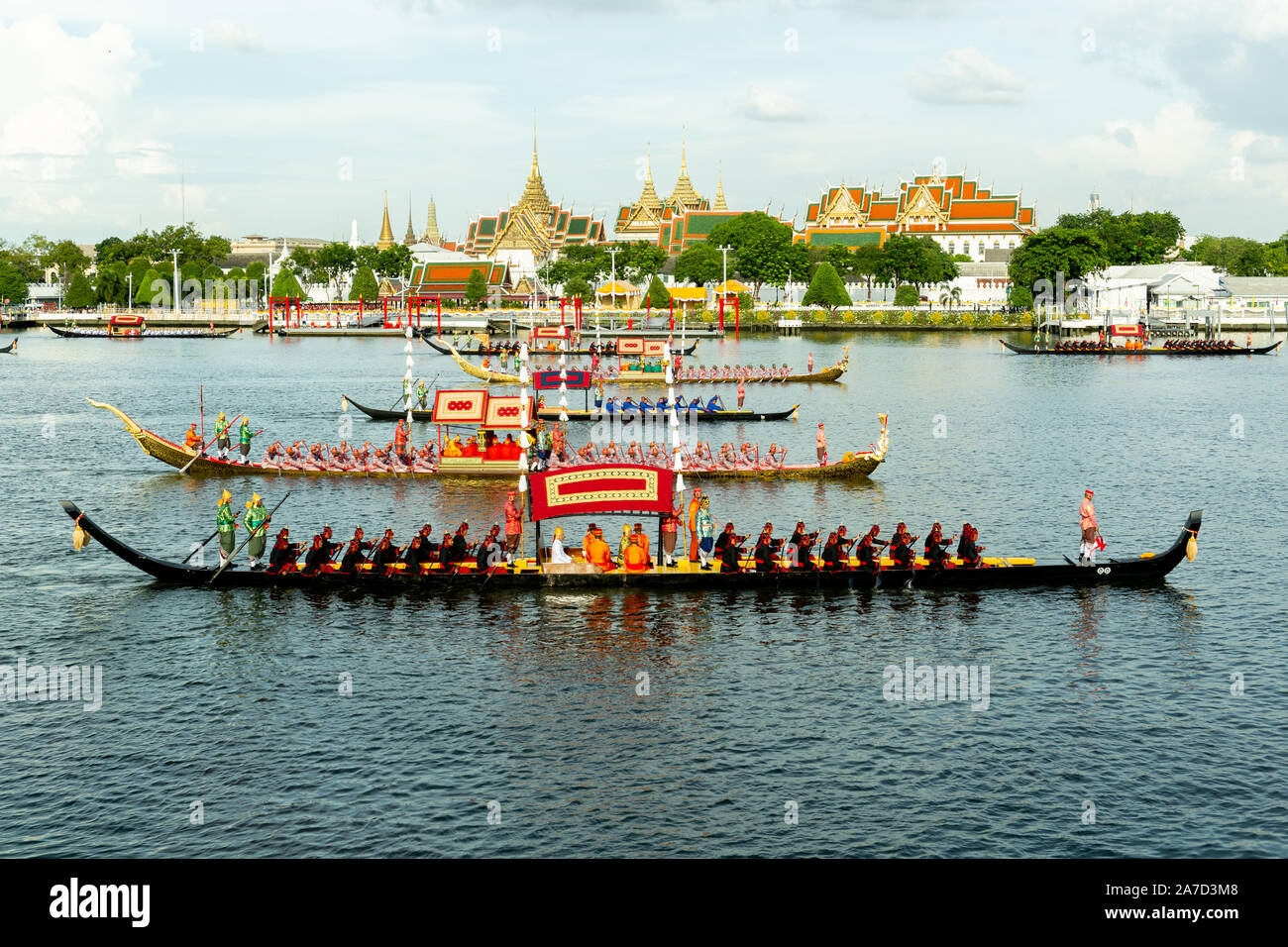 Bangkok, Thaïlande - 17 octobre, 2019 : le cortège royal Barge rivière Chao Phraya en barge royale procession le jour de formation Banque D'Images