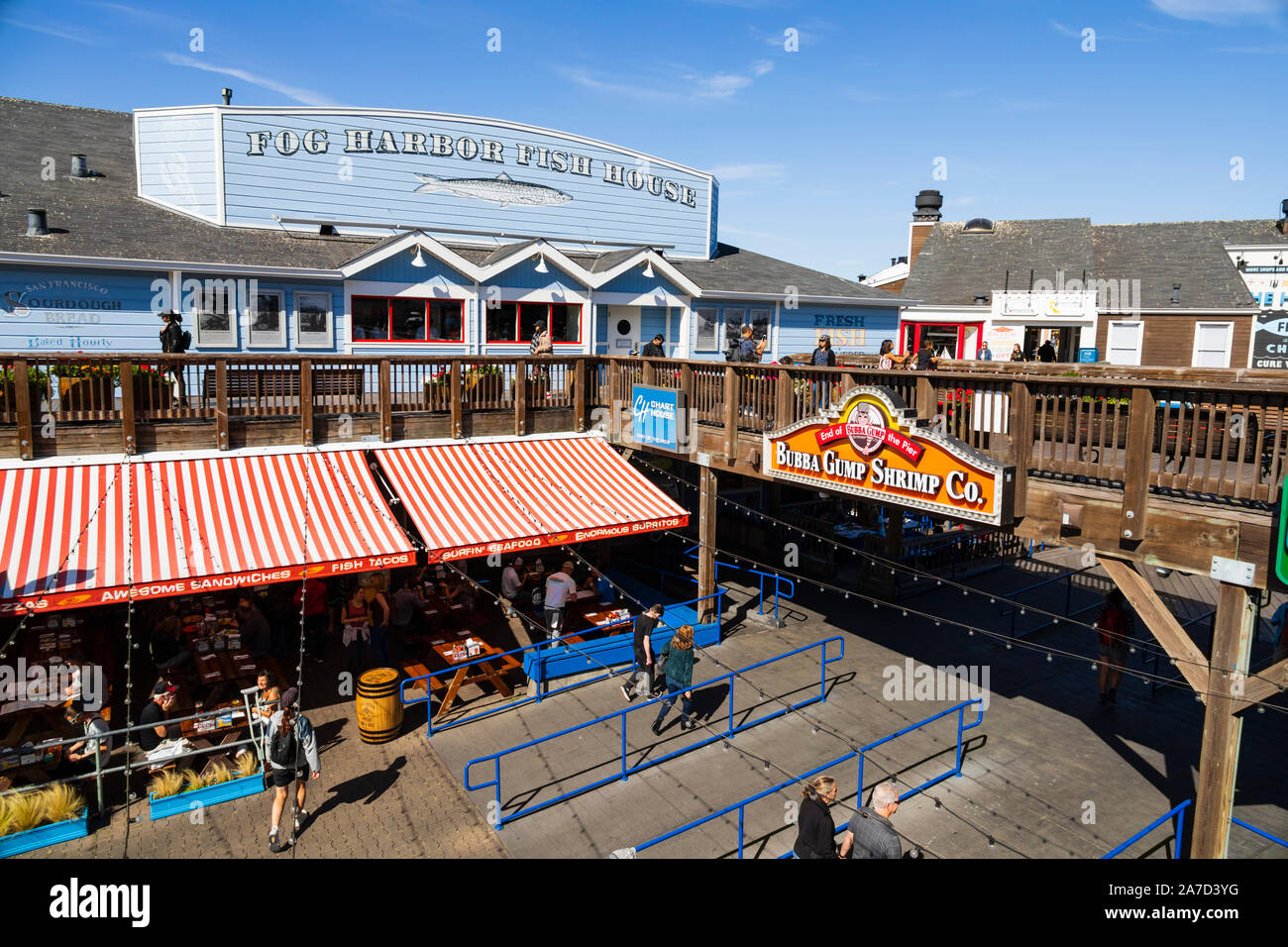 Attractions sur le Pier 39, Fisherman's Wharf, San Francisco, Californie, États-Unis d'Amérique Banque D'Images