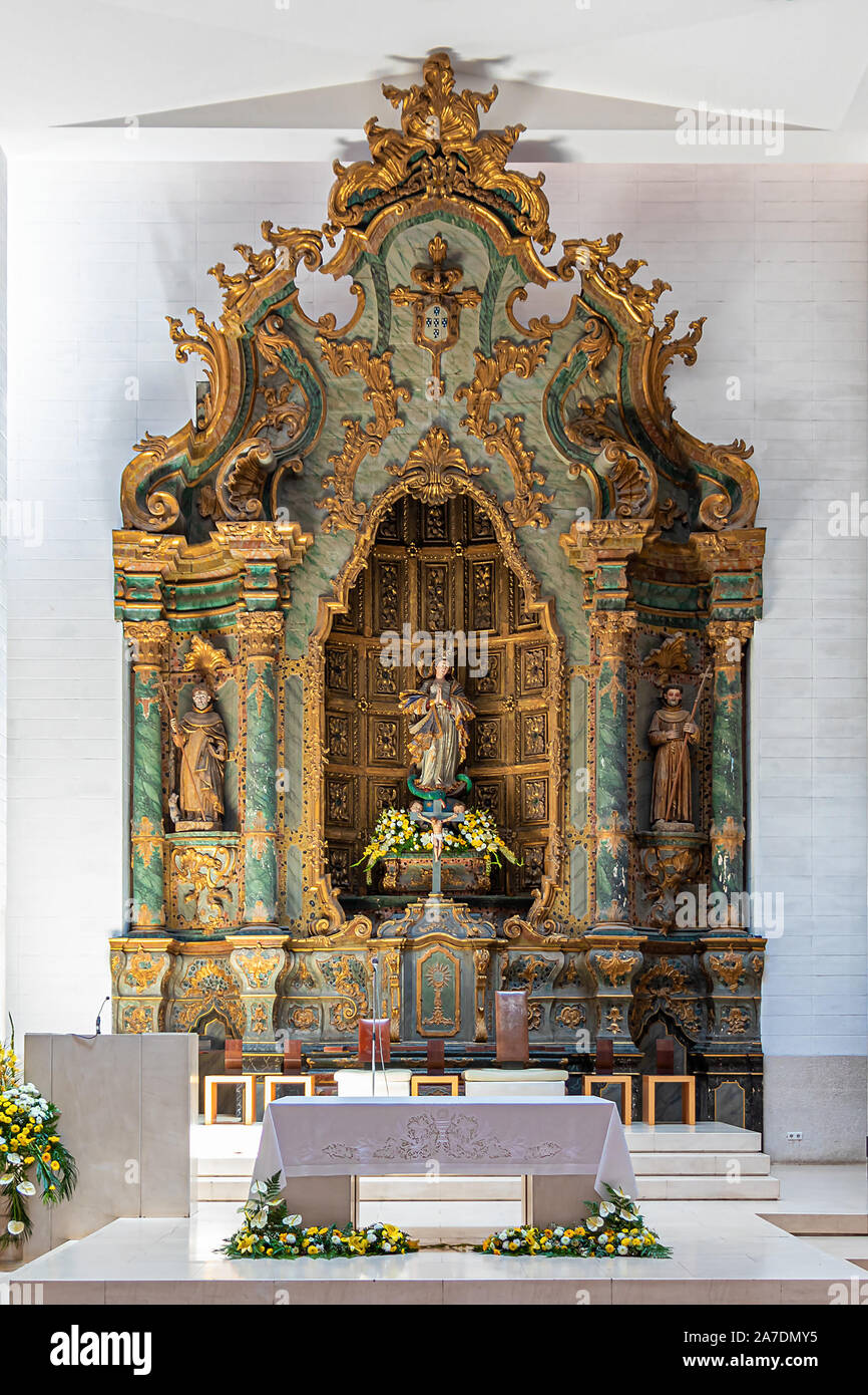 Aveiro, Portugal - 17 juillet 2019 - intérieur de la cathédrale d'Aveiro, également connu sous le nom de l'église de Saint Dominique est une cathédrale catholique romaine à Aveiro Banque D'Images
