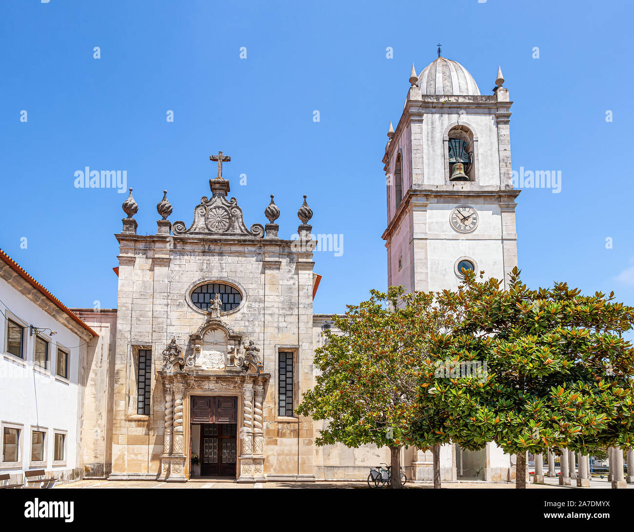 La Cathédrale d'Aveiro, également connu sous le nom de l'église de Saint Dominique est une cathédrale catholique romaine à Aveiro, Portugal Banque D'Images