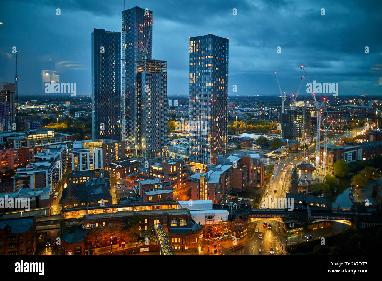 Skyline Manchester Deansgate, Square, anciennement connu sous le nom de rue Owen, est un gratte-ciel de développement du cluster Banque D'Images