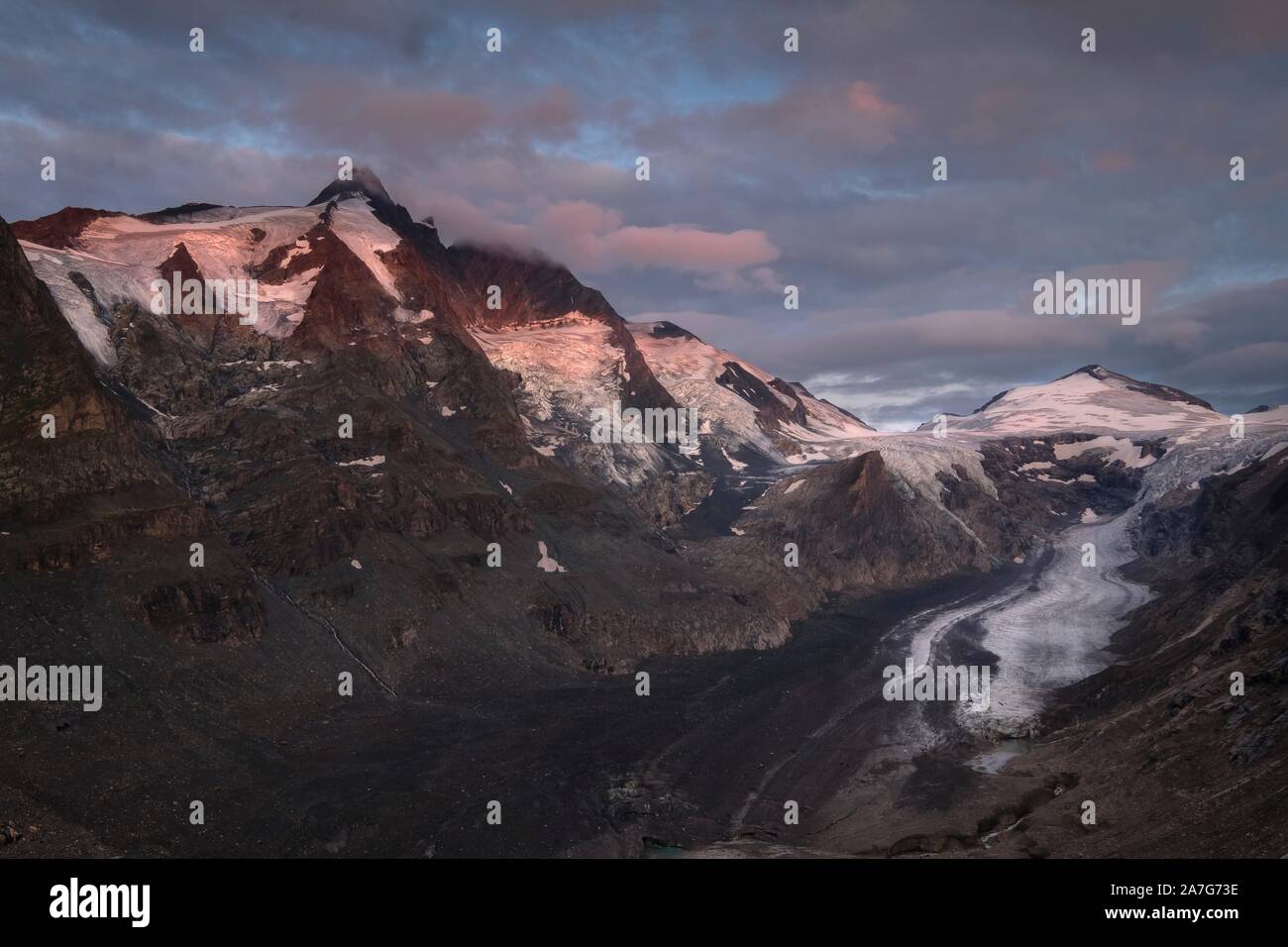 Vue du Kaiser Franz Josefs Pasterze, matin Hohe sur l'humeur, Grossglockner, derrière le Johannisberg, Parc National du Hohe Tauern, Carinthie, Autriche Banque D'Images