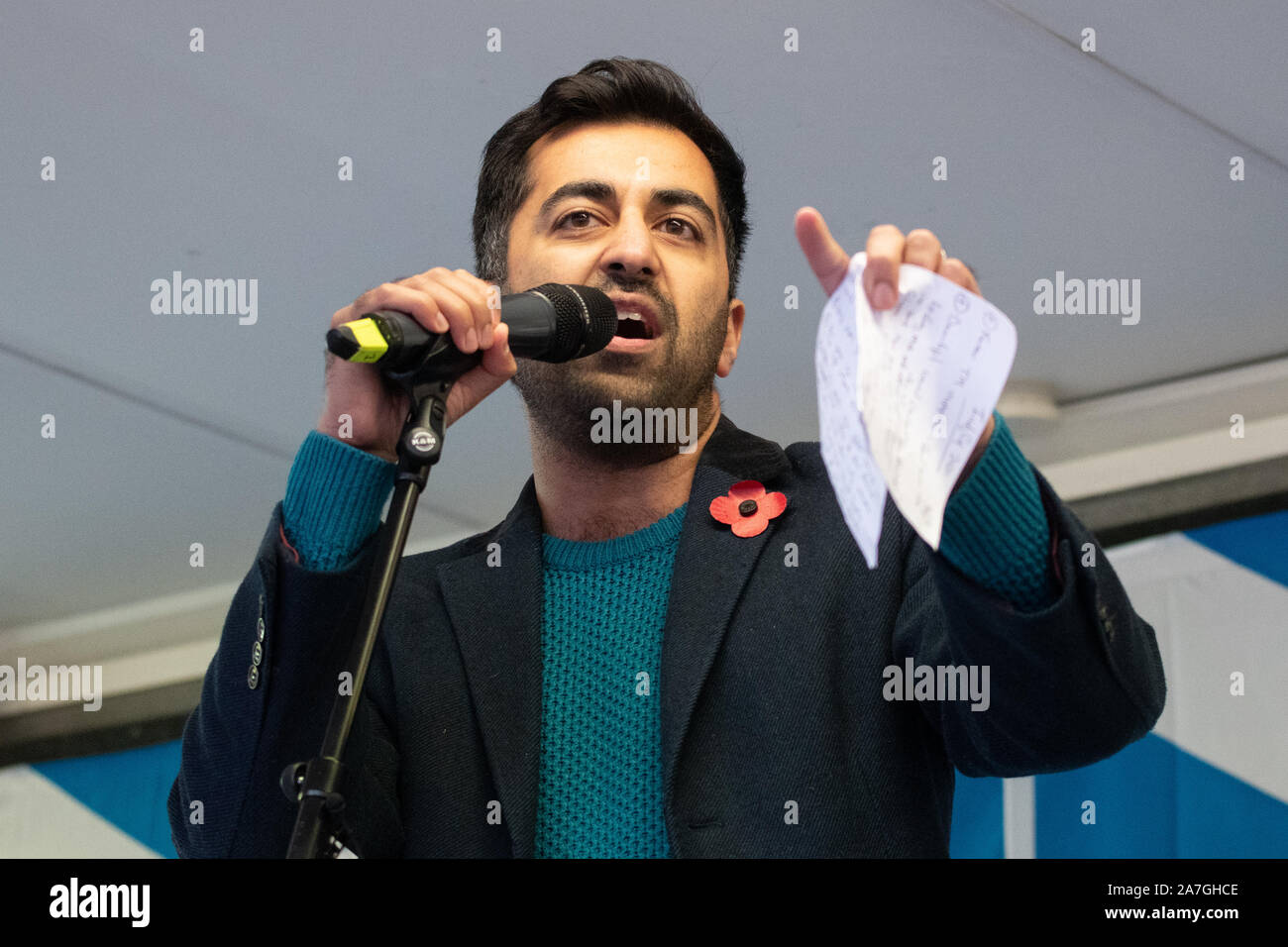 Humza Yousaf s'exprimant lors de l'indépendance rally - George Square, Glasgow, Scotland, UK - 2 novembre 2019 Banque D'Images
