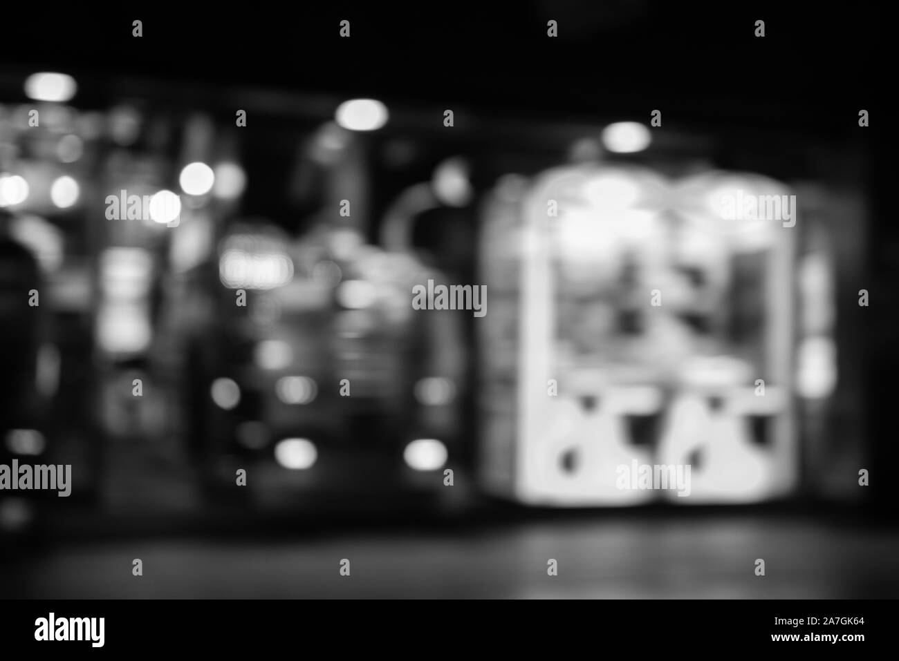 Des problèmes de mise au point sous la pluie en devanture en monochrome Banque D'Images