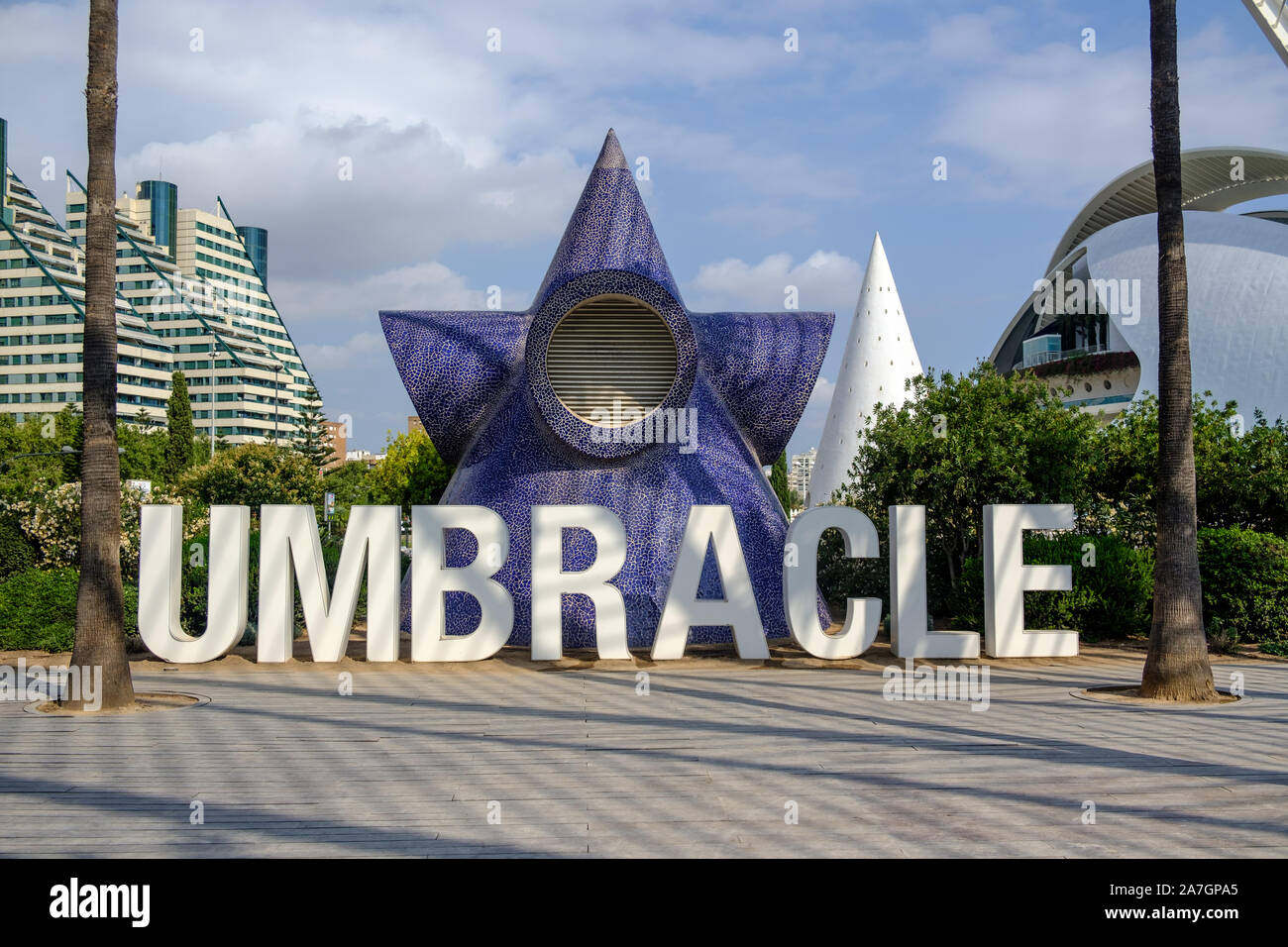 Umbracle, espaces verts et de l'esplanade, dans la zone d'exposition de la Cité des Arts et des Sciences de Valence, Espagne Banque D'Images