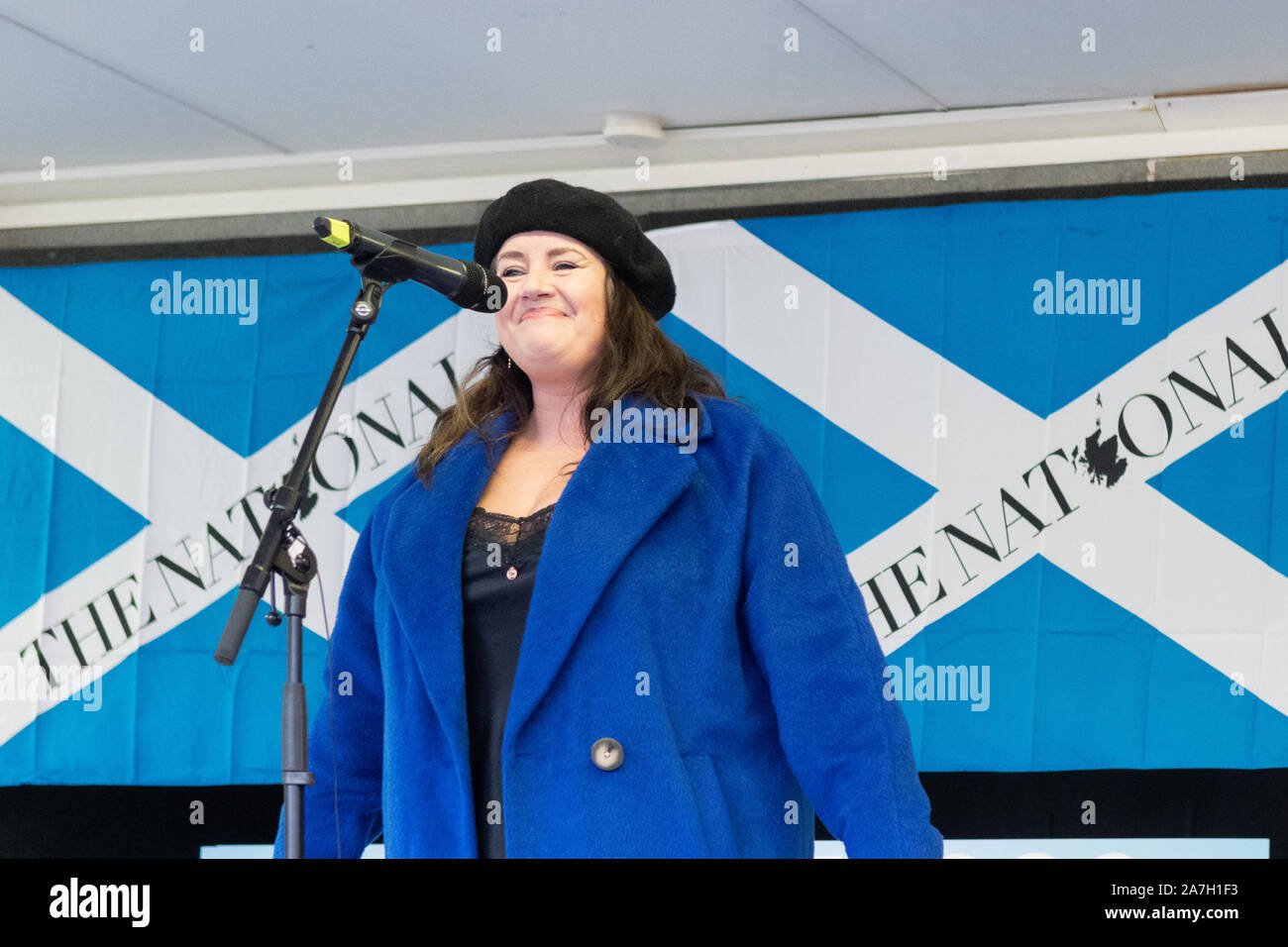 Glasgow, Ecosse, Royaume-Uni. 2e Nov 2019. Suzanne McLaughlin, membre du conseil des femmes pour l'indépendance lors de l'indépendance rally, Glasgow, Crédit : Kay Roxby/Alamy Live News Banque D'Images