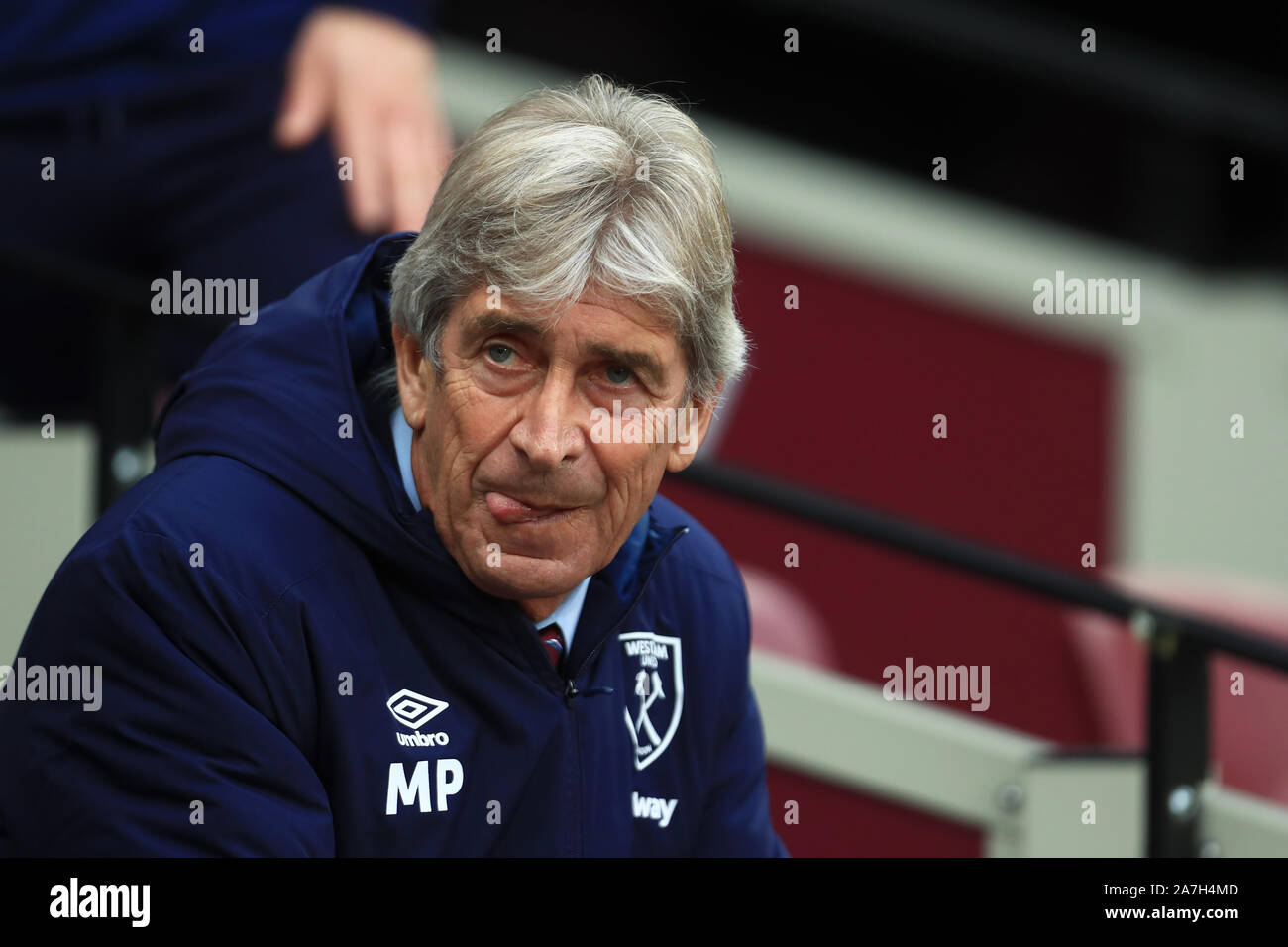 Londres, Angleterre 2 NOVEMBRE West Ham's manager Manuel Pellegrini au cours de la Premier League match entre Newcastle et West Ham United United au Boleyn Ground de Londres, le samedi 2 novembre 2019. (Crédit : Leila Coker | MI News) photographie peut uniquement être utilisé pour les journaux et/ou magazines fins éditoriales, licence requise pour l'usage commercial Crédit : MI News & Sport /Alamy Live News Banque D'Images