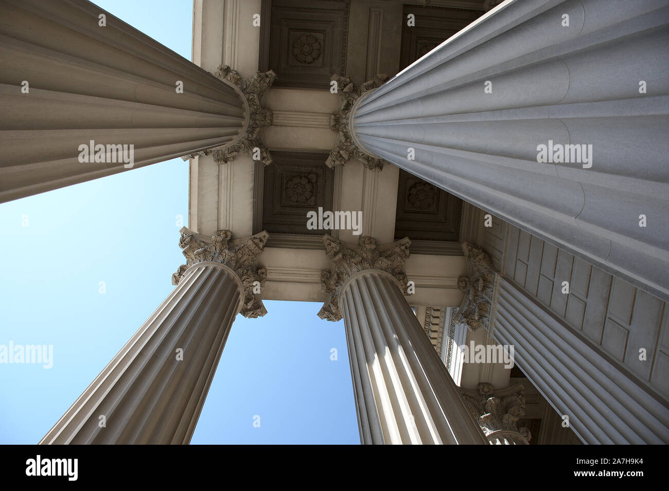 Colonnes à la National Archives sur Constitution Avenue à Washington DC Banque D'Images