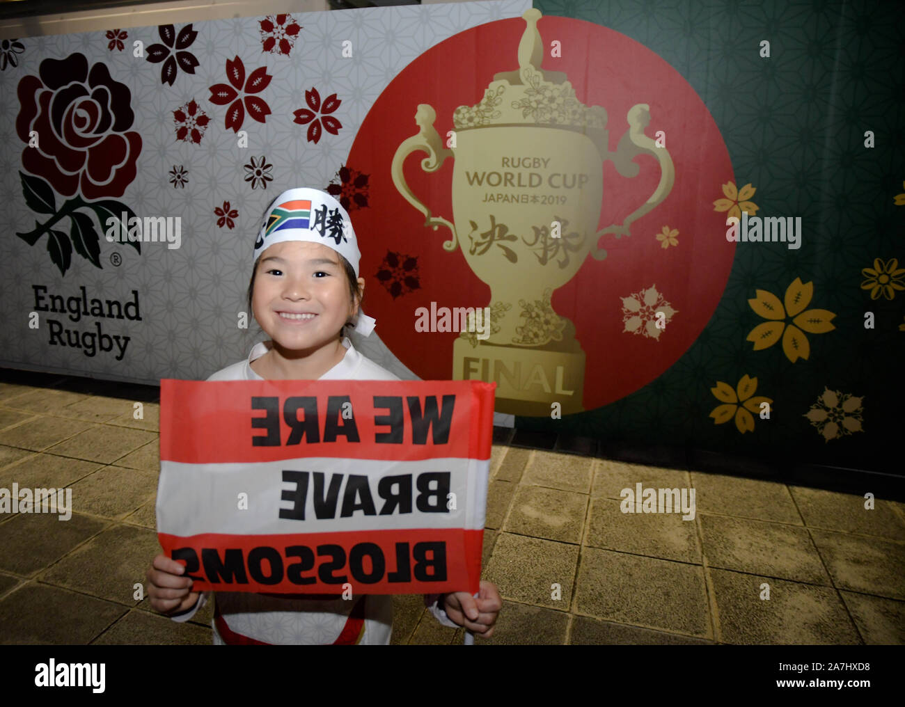 Tokyo, Japon. 2e Nov, 2019. Asai Rio du Japon pose pour une photo au Stade International de Yokohama dans la préfecture de Kanagawa, Japon après la Coupe du Monde de Rugby 2019 match final entre l'Angleterre et l'Afrique dans lequel l'Afrique du Sud a gagné 32 - 12 le 2 novembre 2019. Photo par : Ramiro Agustin Vargas Tabares Crédit : Ramiro Agustin Vargas Tabares/ZUMA/Alamy Fil Live News Banque D'Images
