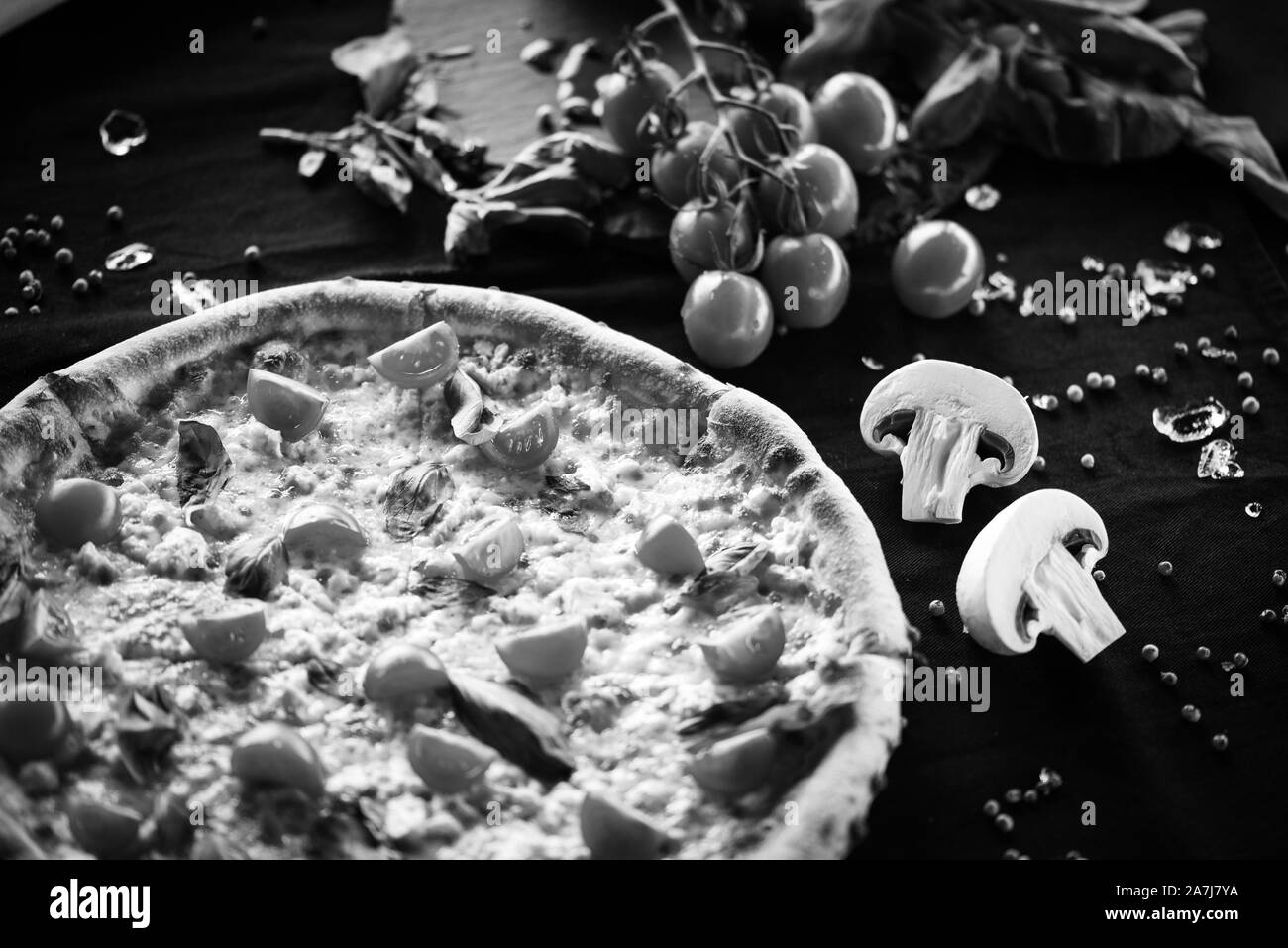 Pizza poulet italien délicieux avec des produits frais et des ingrédients savoureux Banque D'Images