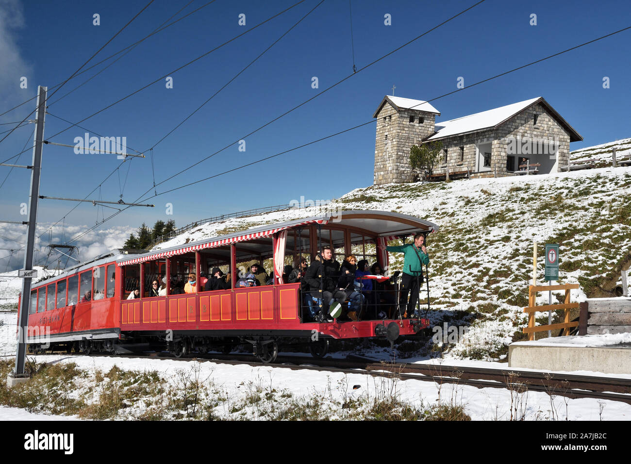 Rigi chemins;rigibahnen;railcar no2;remorque conduite no14;rigi kulm station;suisse Banque D'Images