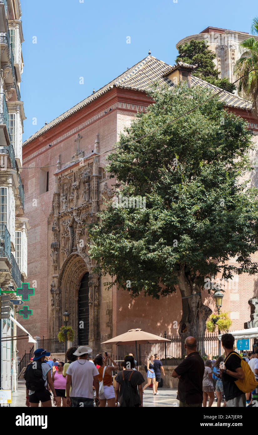 Sur la porte du côté nord de la cathédrale, la Portada del Sagrario. Malaga, Costa del Sol, la province de Malaga, Andalousie, Espagne du sud. Banque D'Images