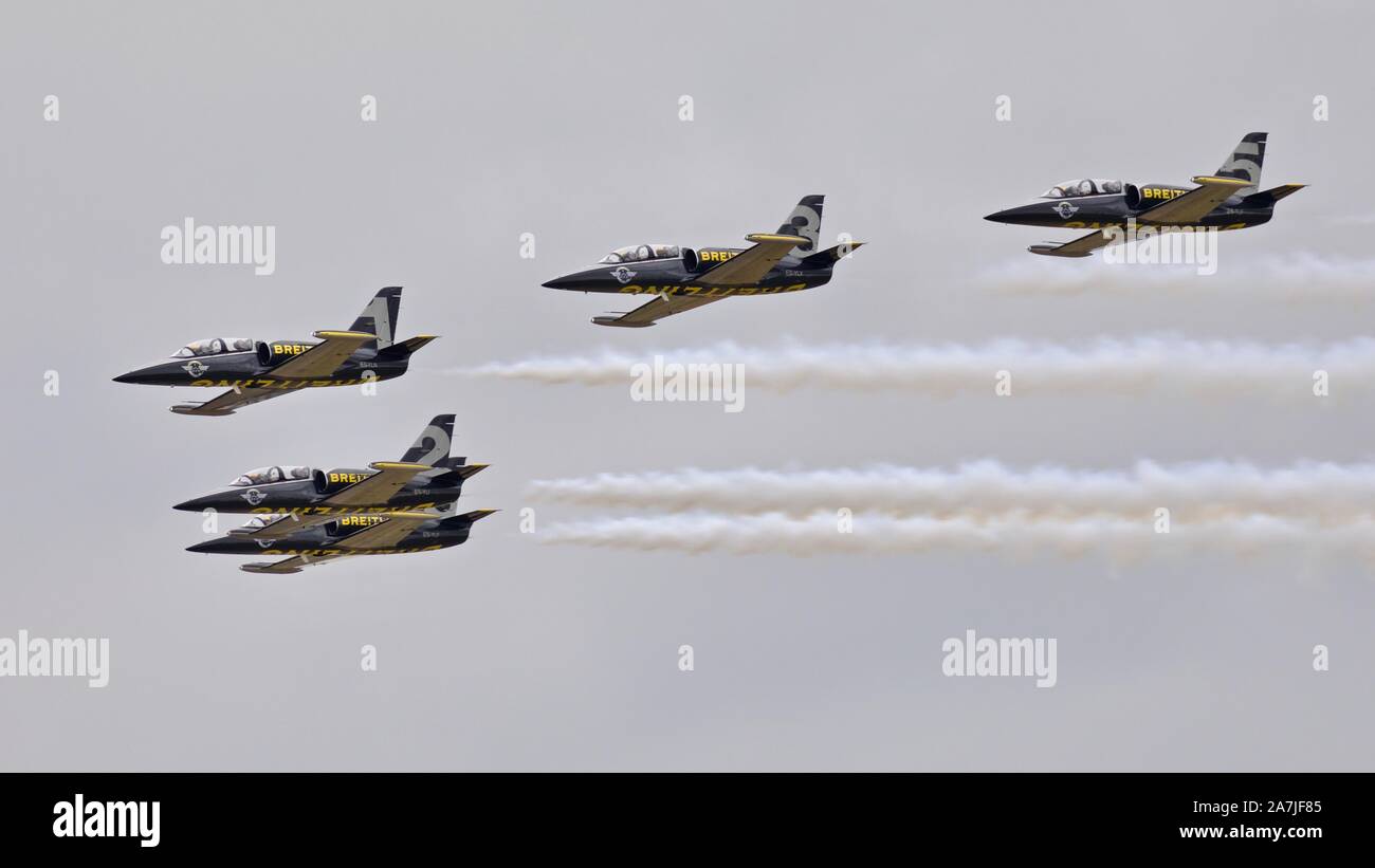 Breitling Jet Team - République tchèque Aero L-39 Albatros jet airborne au Royal International Air Tattoo 2019 Banque D'Images