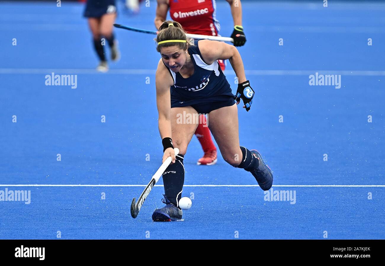 Stratford, London, UK. 3 novembre 2019. Carolina Garcia (Chili). Grande-bretagne v Chili. Womens hockey FIH qualificatif. Lee Valley hockey et tennis center. Stratford. Londres. United Kingdom. Garry Crédit/PicturesAlamy sous gaine dans le sport Live News. Banque D'Images