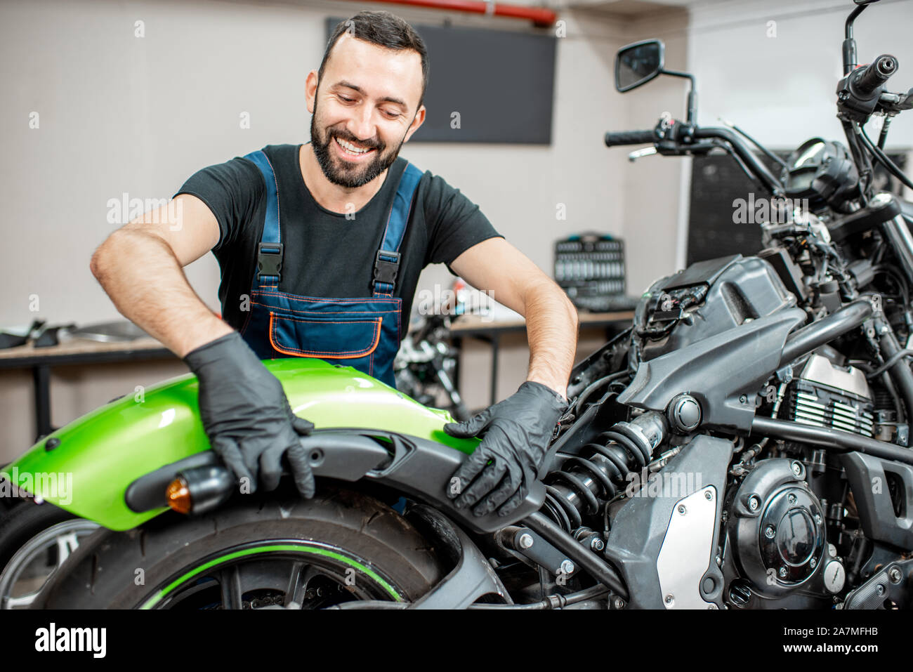 Mounting Bike Banque D Image Et Photos Alamy