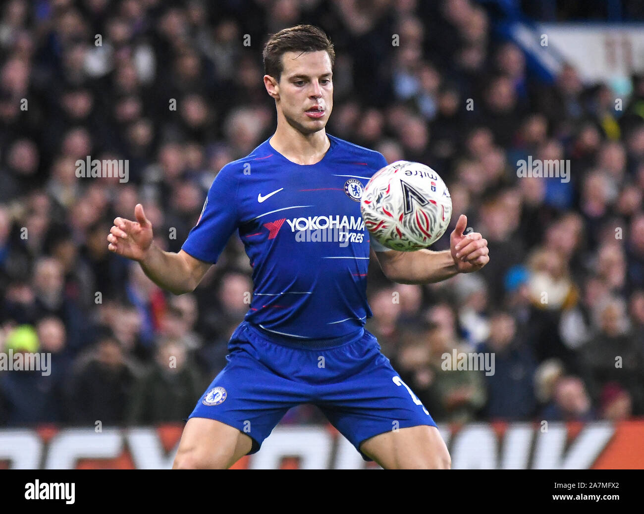 Londres, Angleterre - le 18 février 2019 : César Azpilicueta de Chelsea en photo au cours de la FA Cup 2018/19 5e tour match entre Chelsea et Manchester United à Stamford Bridge. Banque D'Images