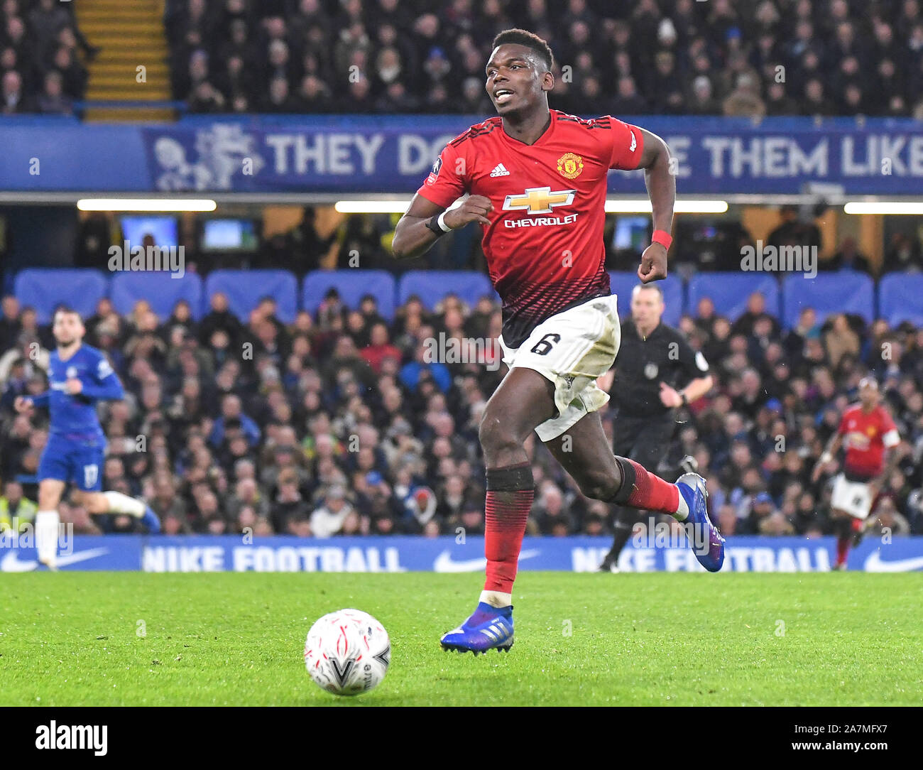 Londres, Angleterre - le 18 février 2019 : Paul Pogba de Manchester en photo au cours de la FA Cup 2018/19 5e tour match entre Chelsea et Manchester United à Stamford Bridge. Banque D'Images