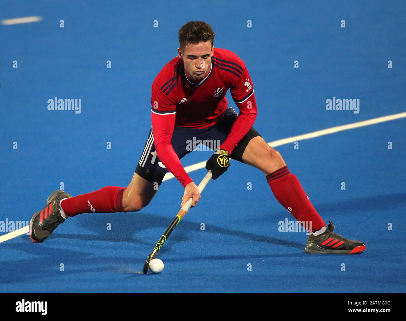 Phil Roper de Grande-Bretagne pendant le tournoi de qualification olympique de hockey FIH au Lee Valley Hockey and tennis Centre, Londres. Banque D'Images