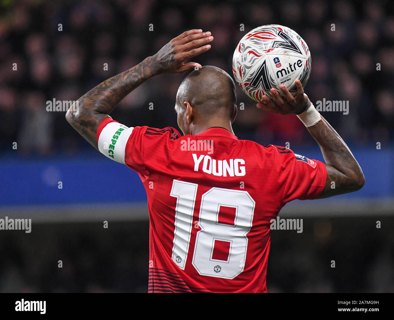 Londres, Angleterre - le 18 février 2019 : Ashley Young de Manchester en photo au cours de la FA Cup 2018/19 5e tour match entre Chelsea et Manchester United à Stamford Bridge. Banque D'Images