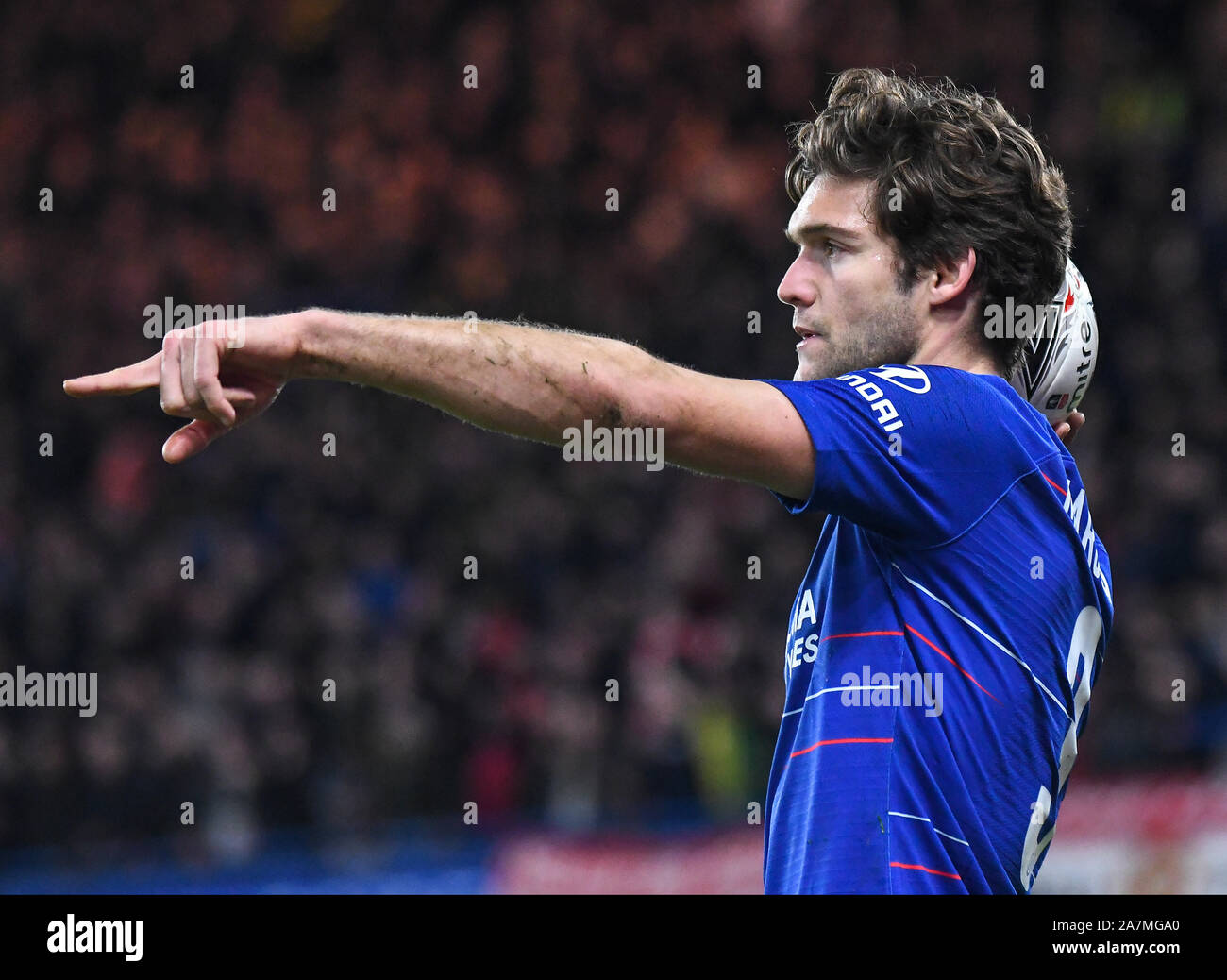Londres, Angleterre - le 18 février 2019 : Marcos Alonso de Chelsea en photo au cours de la FA Cup 2018/19 5e tour match entre Chelsea et Manchester United à Stamford Bridge. Banque D'Images