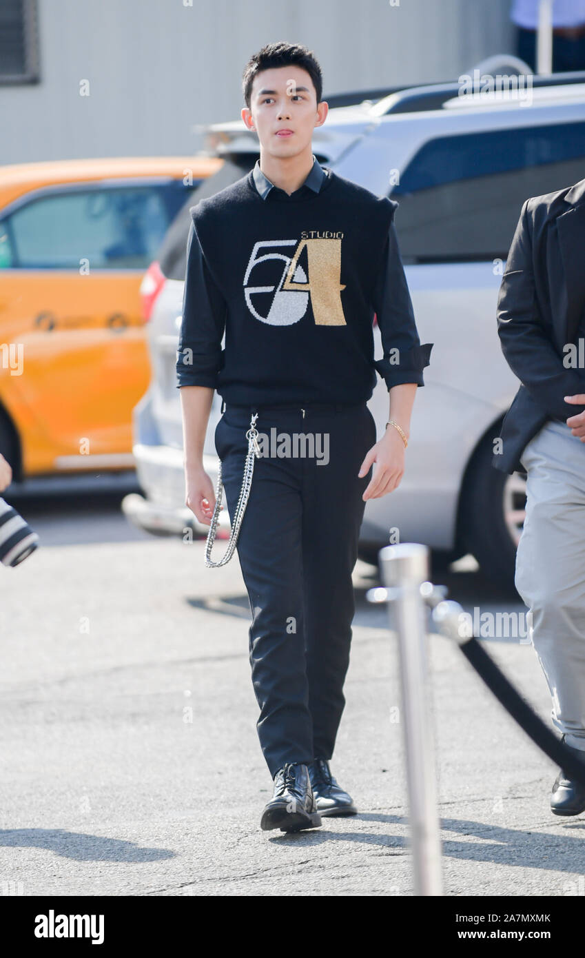 L'acteur chinois Wu Lei assiste au printemps et l'été 2020 New York Fashion Week à New York City, États-Unis d'Amérique, le 11 septembre 2019. La sueur Banque D'Images
