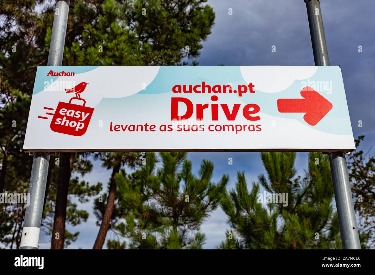 Auchan drive Banque de photographies et d’images à haute résolution - Alamy