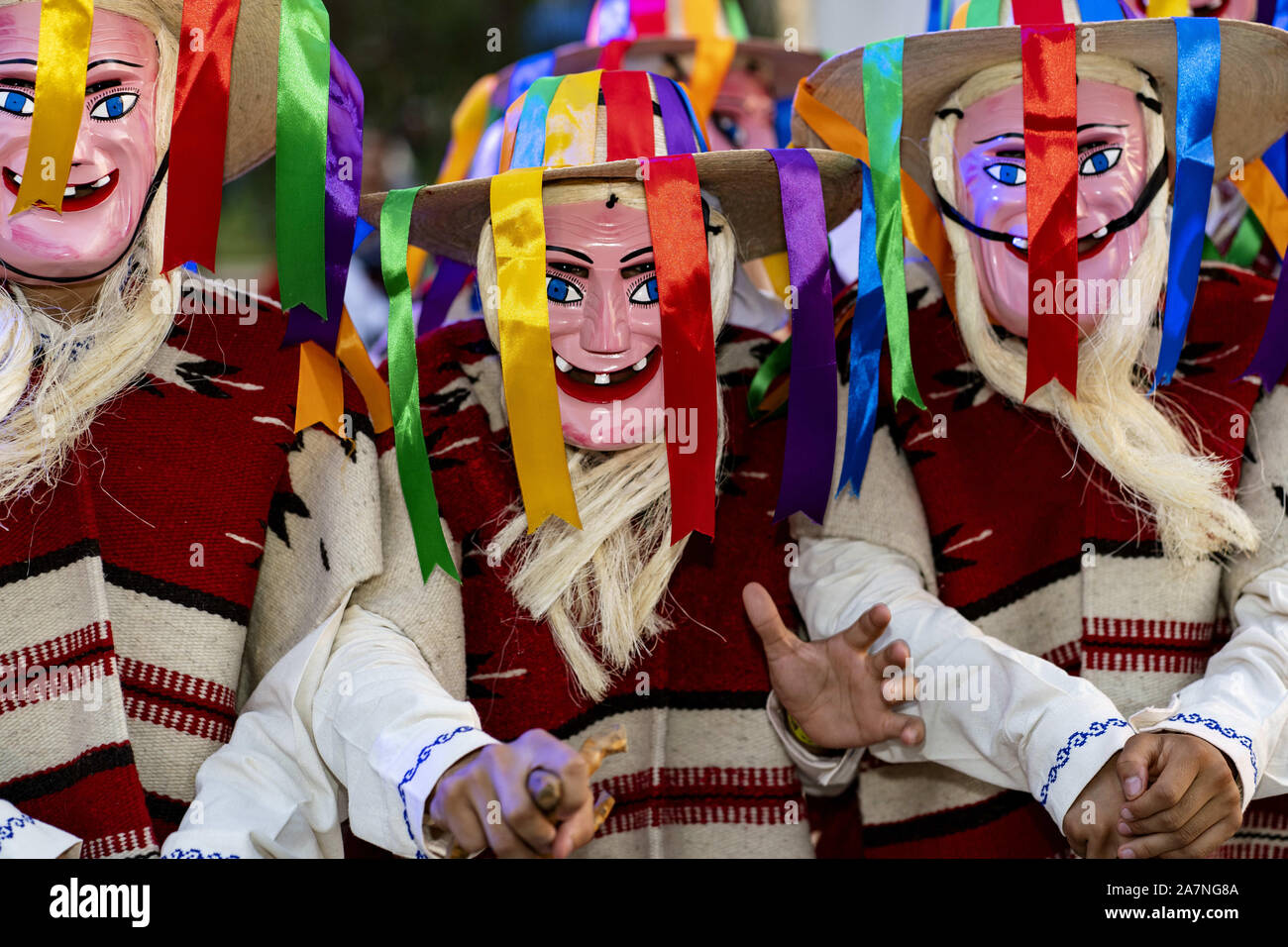 Los Angeles, Californie, USA. Mar 15, 2019. Les participants à la Dia de los Muertos (Jour des Morts) célébration au Hollywood Forever Cemetery à Los Angeles, Californie. Le Jour des morts a son origine au Mexique et est largement célébré par les Américains d'origine mexicaine comme un hommage à la vie des êtres chers qui sont décédés. Ronen Crédit : Tivony SOPA/Images/ZUMA/Alamy Fil Live News Banque D'Images