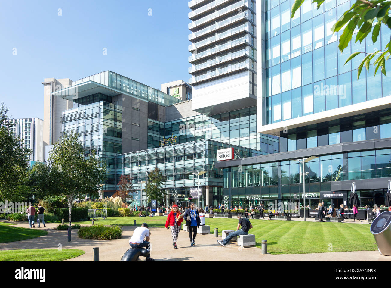 Le Livre vert, MediaCityUK, Salford Quays, Salford, Greater Manchester, Angleterre, Royaume-Uni Banque D'Images