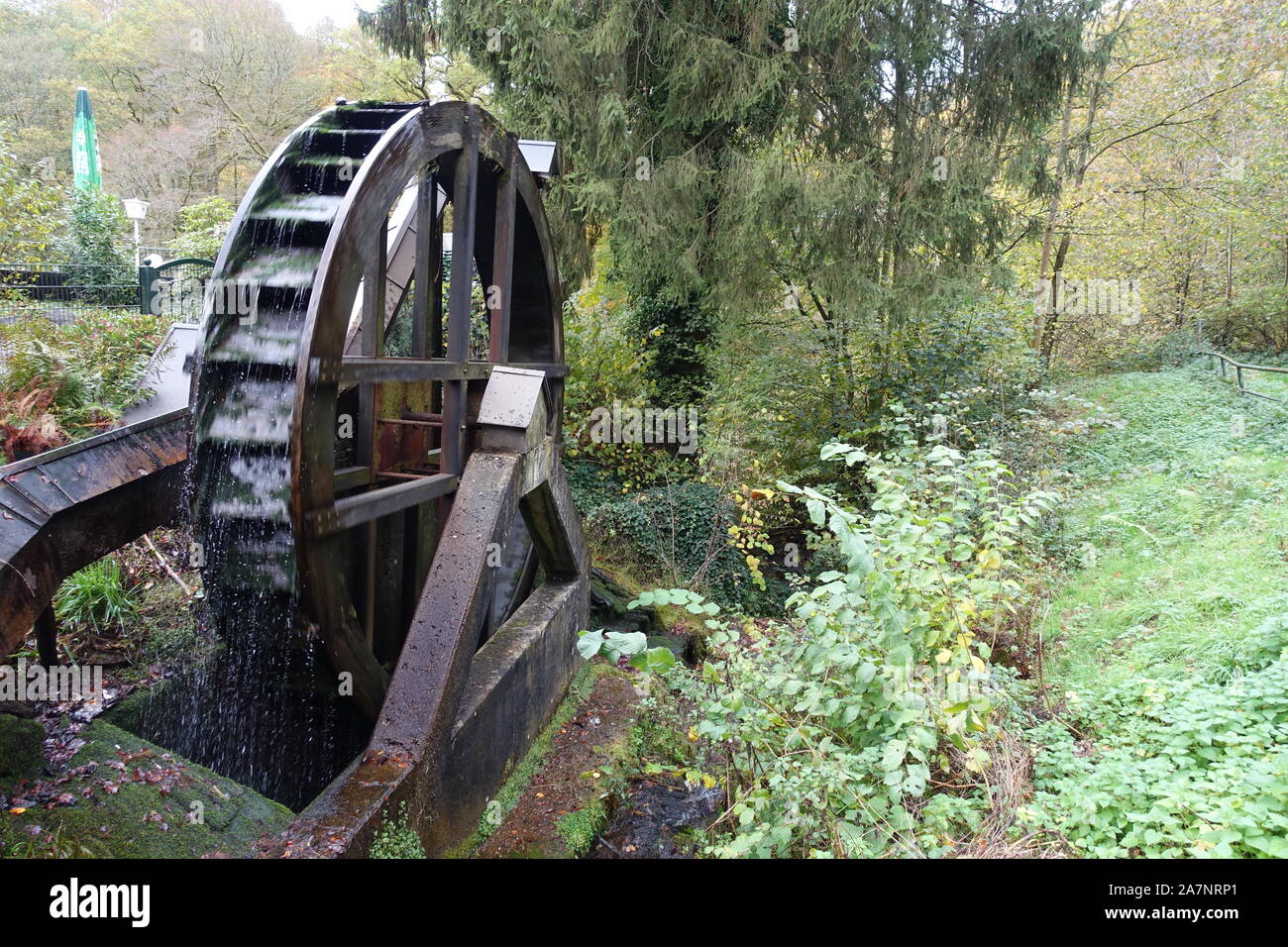 Wassermühle suis Laubach kurz vor der embouchure dans die Wied, Neuwied, Rheinland-Pfalz, Deutschland Banque D'Images