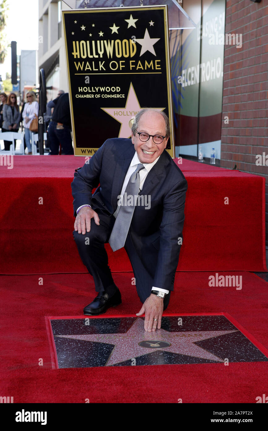 Le 1 novembre 2019, Los Angeles, CA, USA : LOS ANGELES - jan 24 : Harry Friedman au Harry Friedman Cérémonie étoile sur le Hollywood Walk of Fame Le 24 novembre 2019 à Los Angeles, CA (crédit Image : © Kay Blake/Zuma sur le fil) Banque D'Images