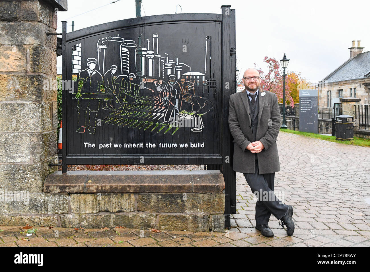 Coatbridge, Ecosse, Royaume-Uni. 4ème Nov, 2019. Scottish Green Party co-chef Patrick Harvie MSP touring Summerlee Musée de la vie industrielle écossais lors du lancement de la dernière Scottish Green New Deal du papier. La New Economics Foundation a été chargé de produire le rapport, "La revitalisation de la fabrication : la politique industrielle pour la fabrication d'énergies renouvelables en Ecosse" . Credit : Kay Roxby/Alamy Live News Banque D'Images