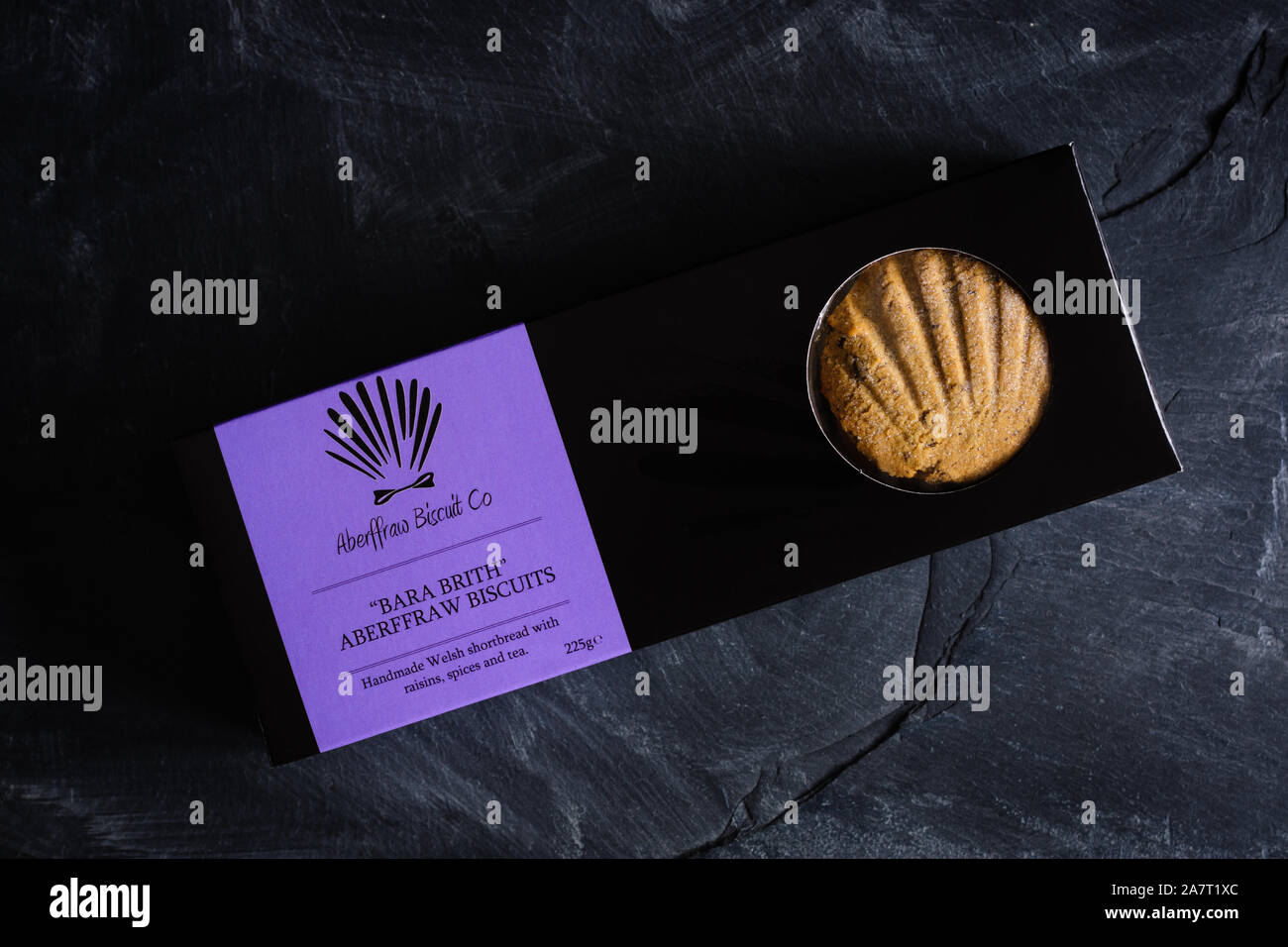 Bara brith biscuits saveur Aberffraw Teisen Berffro ou sablés gallois traditionnel faites par l'Aberffraw Biscuit Company à Anglesey au nord du Pays de Galles Banque D'Images