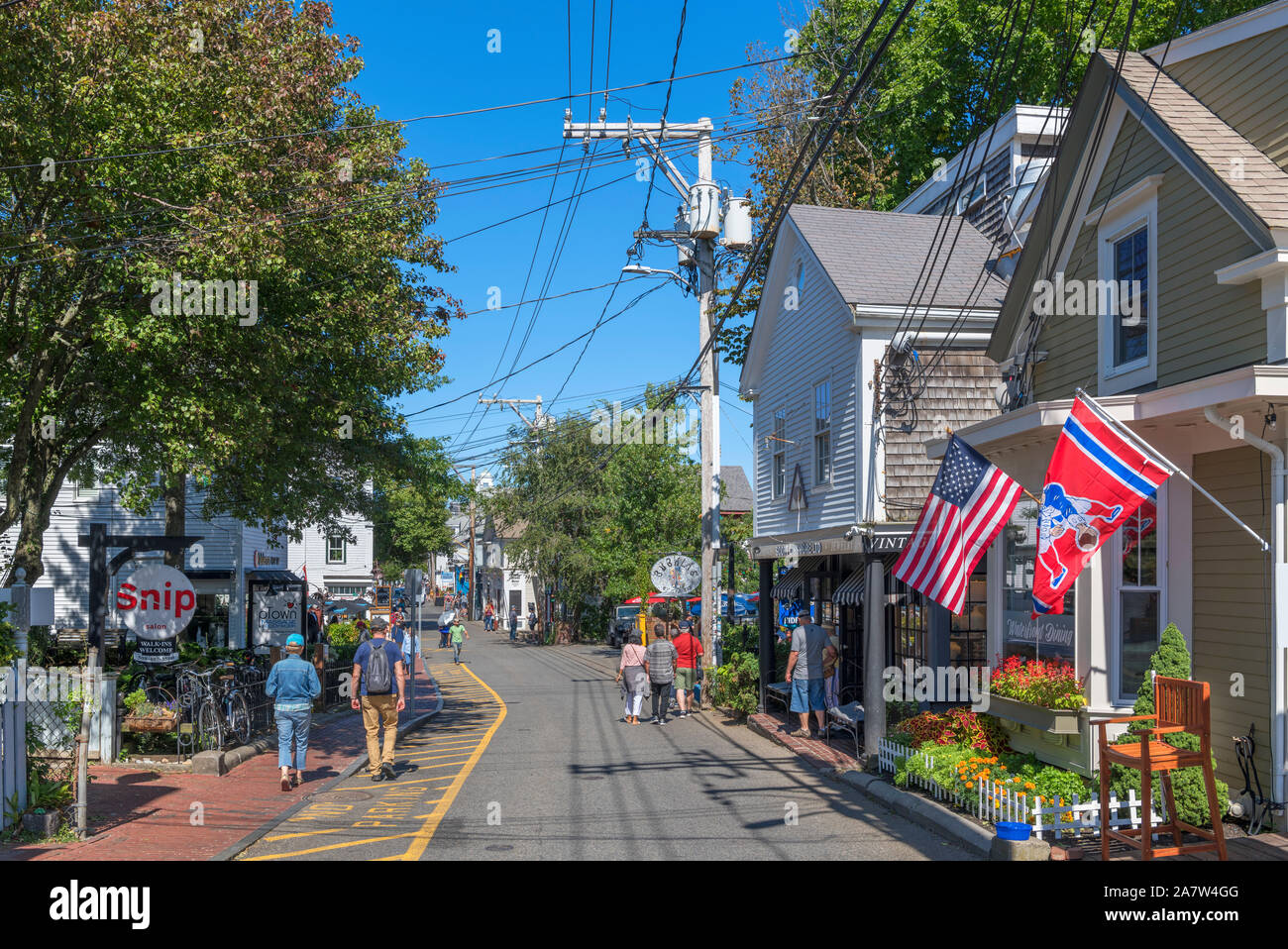 Commercial Street (la rue principale) à Provincetown, Cape Cod, Massachusetts, USA Banque D'Images