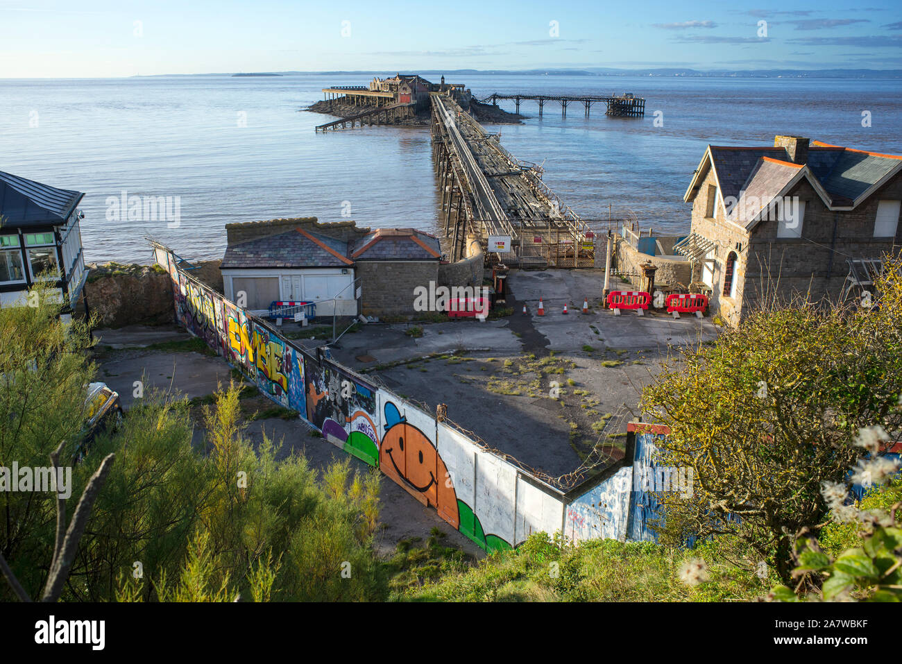 Maintenant, l'abandon Birnbeck Pier à Weston-super-Mare liens Anchor Head à Birnbeck Island et est fermé au public Banque D'Images