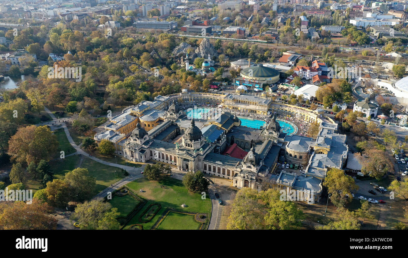 Vue aérienne de Thermes et Spa Szechenyi, Budapest, Hongrie Banque D'Images