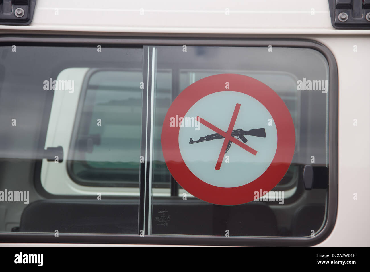 Pas d'armes à feu et les règles, les travailleurs humanitaires, l'impartialité et la neutralité Banque D'Images