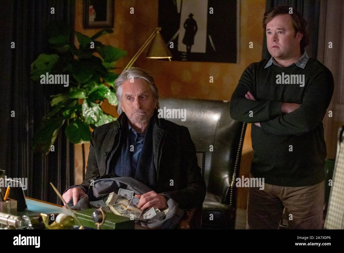 La Méthode Kominsky Saison 4 La méthode KOMINSKY, de gauche à droite : Michael Douglas, Haley Joel  Osment, 'Chapitre 16. Le thétan arrive', (Saison 2, EP. 208, 25 octobre  2019 sari). photo : Michael Yarish / ©courtoisie / Netflix : Everett  Collection Photo Stock - Alamy