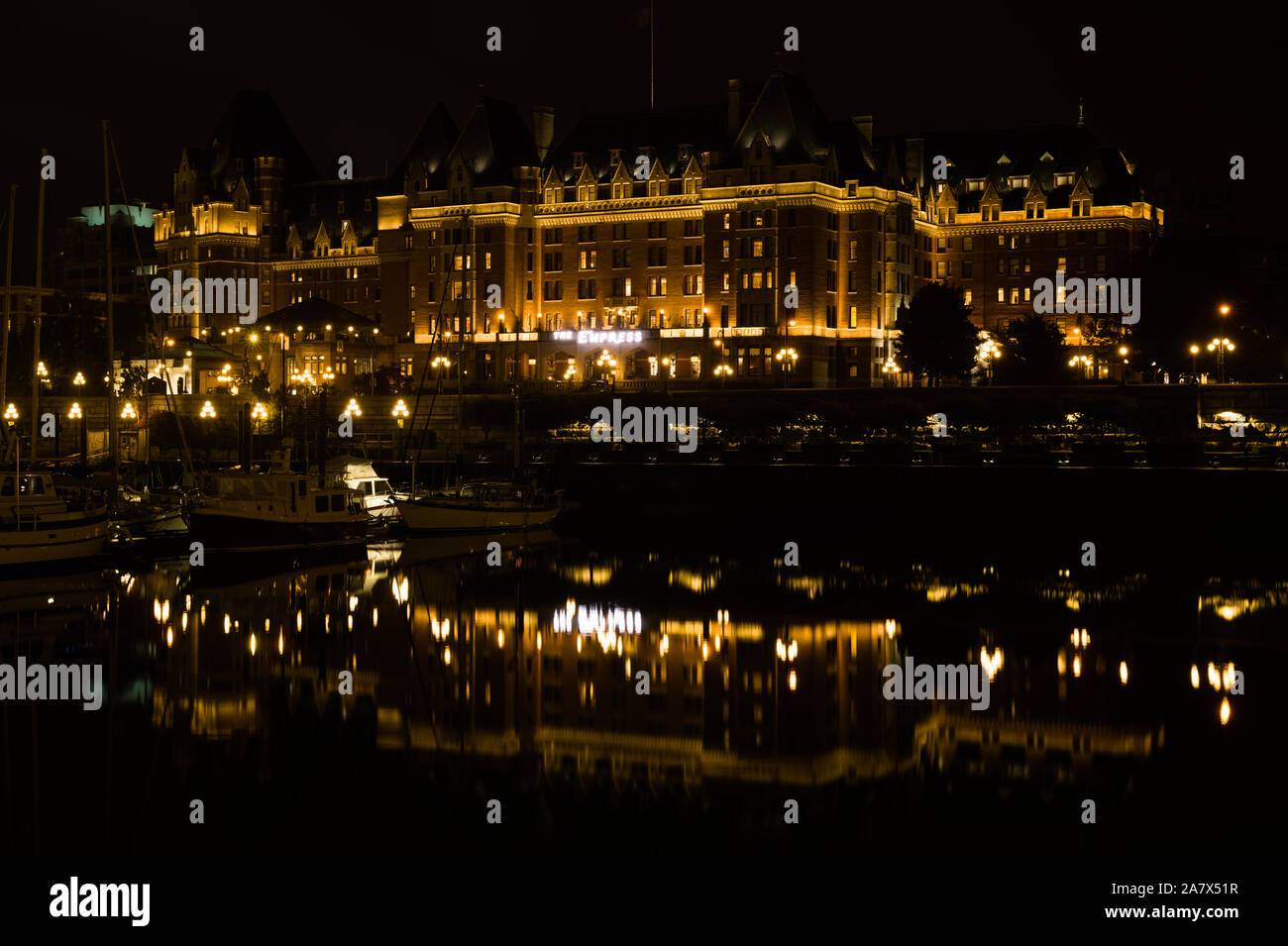 Lumières de la ville de l'hôtel Empress à Victoria, Colombie-Britannique, Canada Banque D'Images