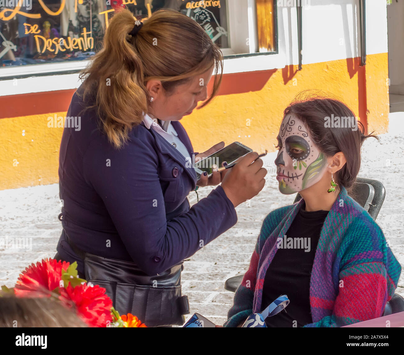 Le Jour des morts face painting, Mexique Banque D'Images