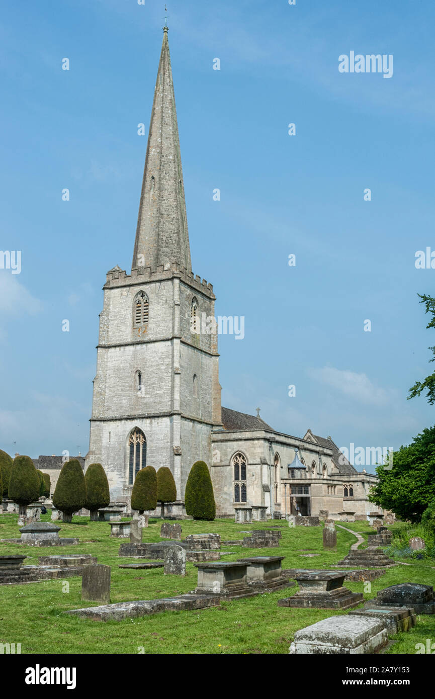 Painswick église dans le typique village de Painswick, connu sous le nom de reine des Cotswolds. UK Banque D'Images