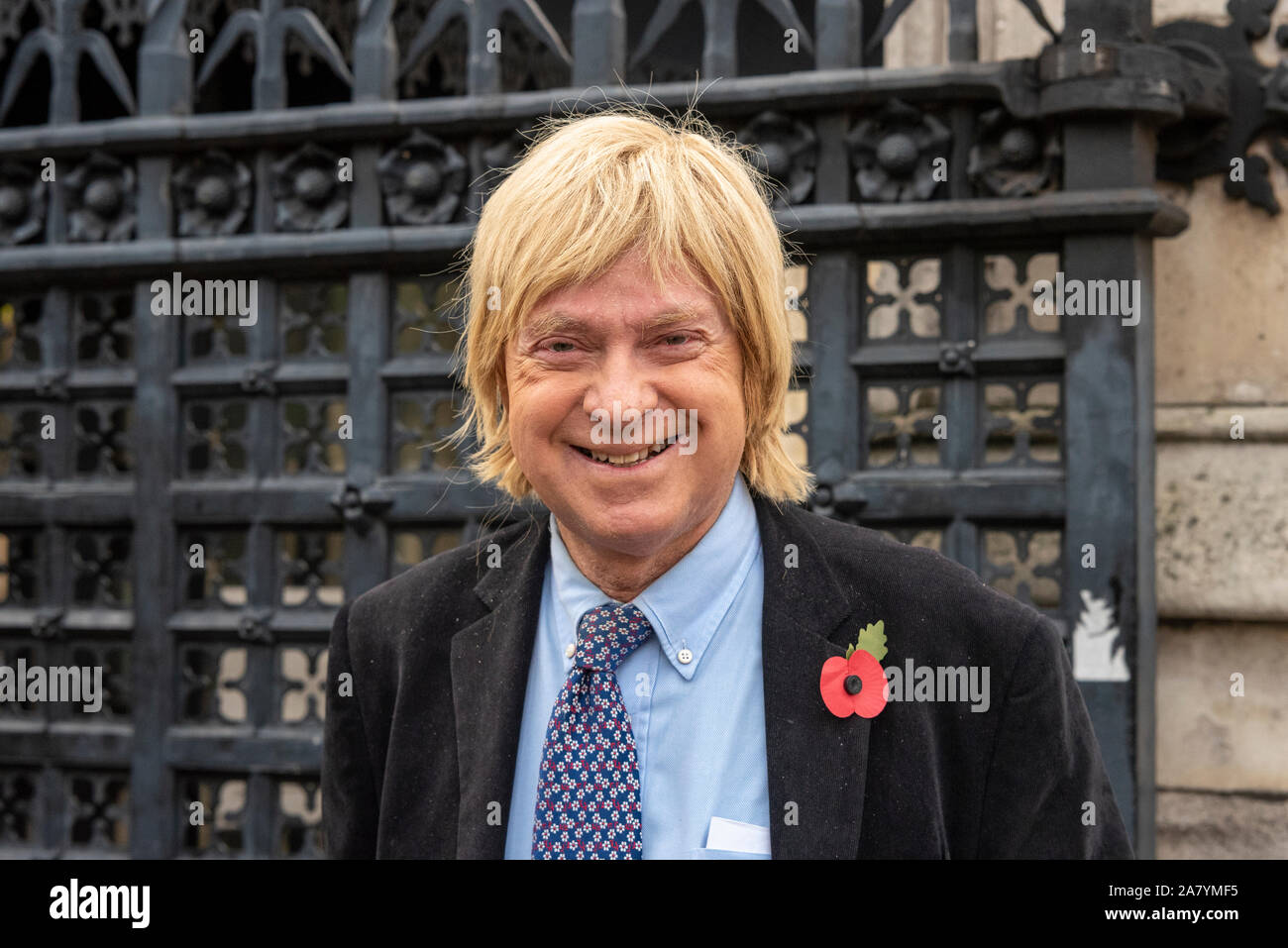 Westminster, Londres, Royaume-Uni. 5 novembre 2019. Les députés arrivent à la Chambre des communes pour leur dernière journée de débats avant la dissolution du Parlement en vue de l'élection générale du 12 décembre, au début d'une période connue sous le nom de « purdah » où aucune annonce de politique majeure ou aucun engagement significatif ne sera fait. Les membres perdent également leurs titres à mesure que leurs sièges deviennent vacants. Arrivée du MP Michael Fabriquant Banque D'Images