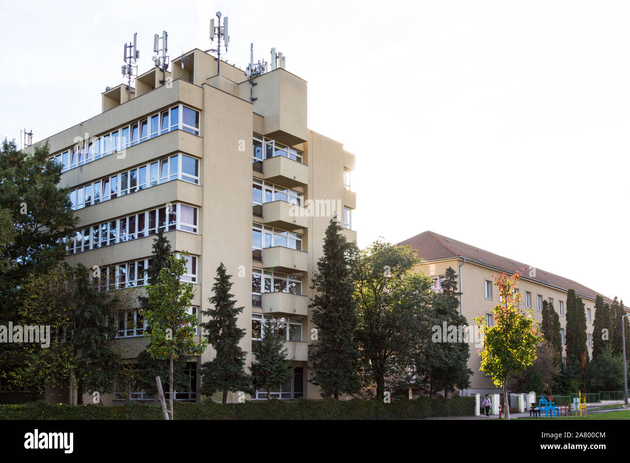 Les bâtiments anciens et modernes de l'hébergement des étudiants de l'Université de Sopron, Sopron, Hongrie Banque D'Images