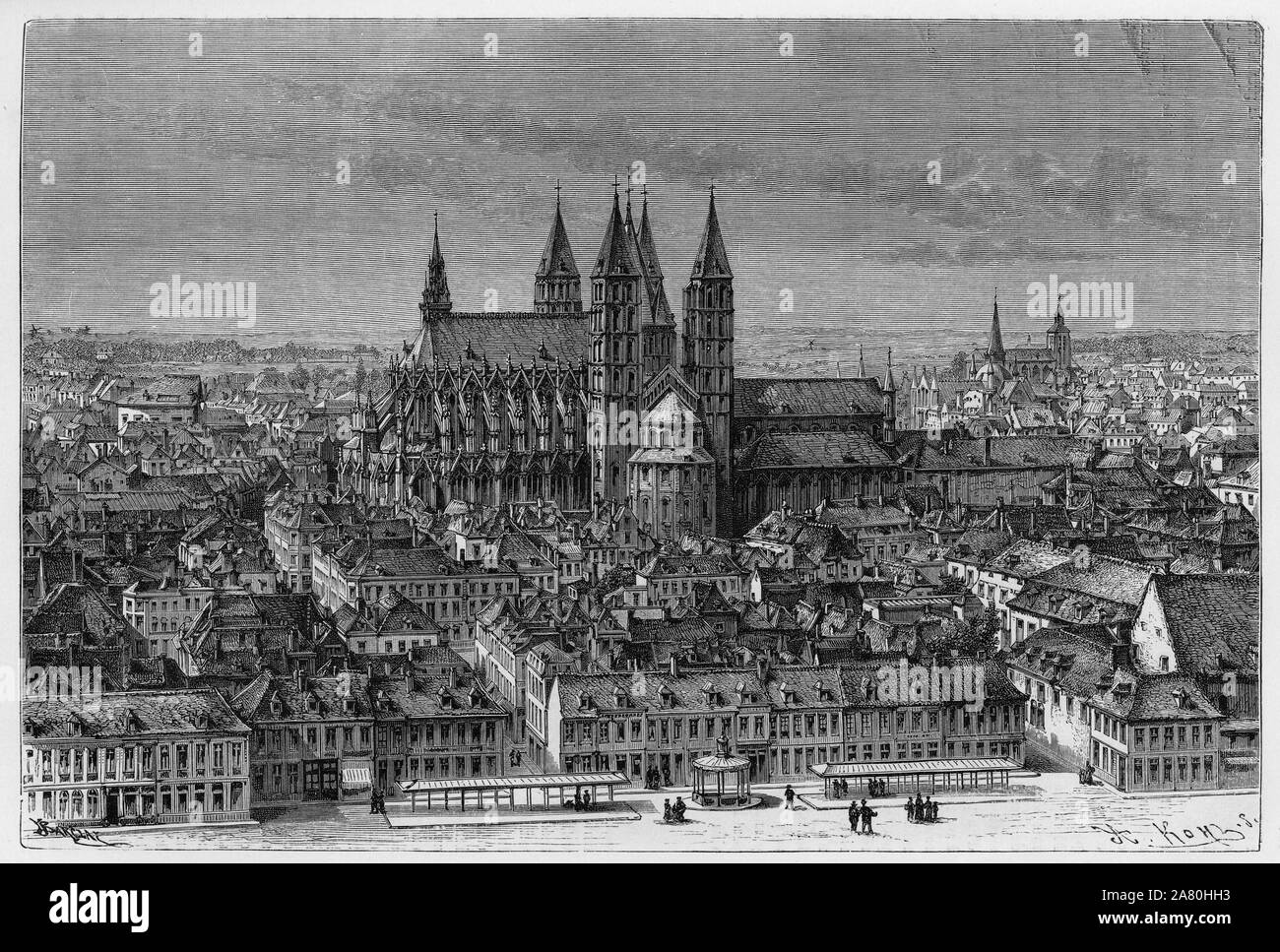 Tournai Vue exterieure de NotreDame (Notre Dame) et panorama de la
