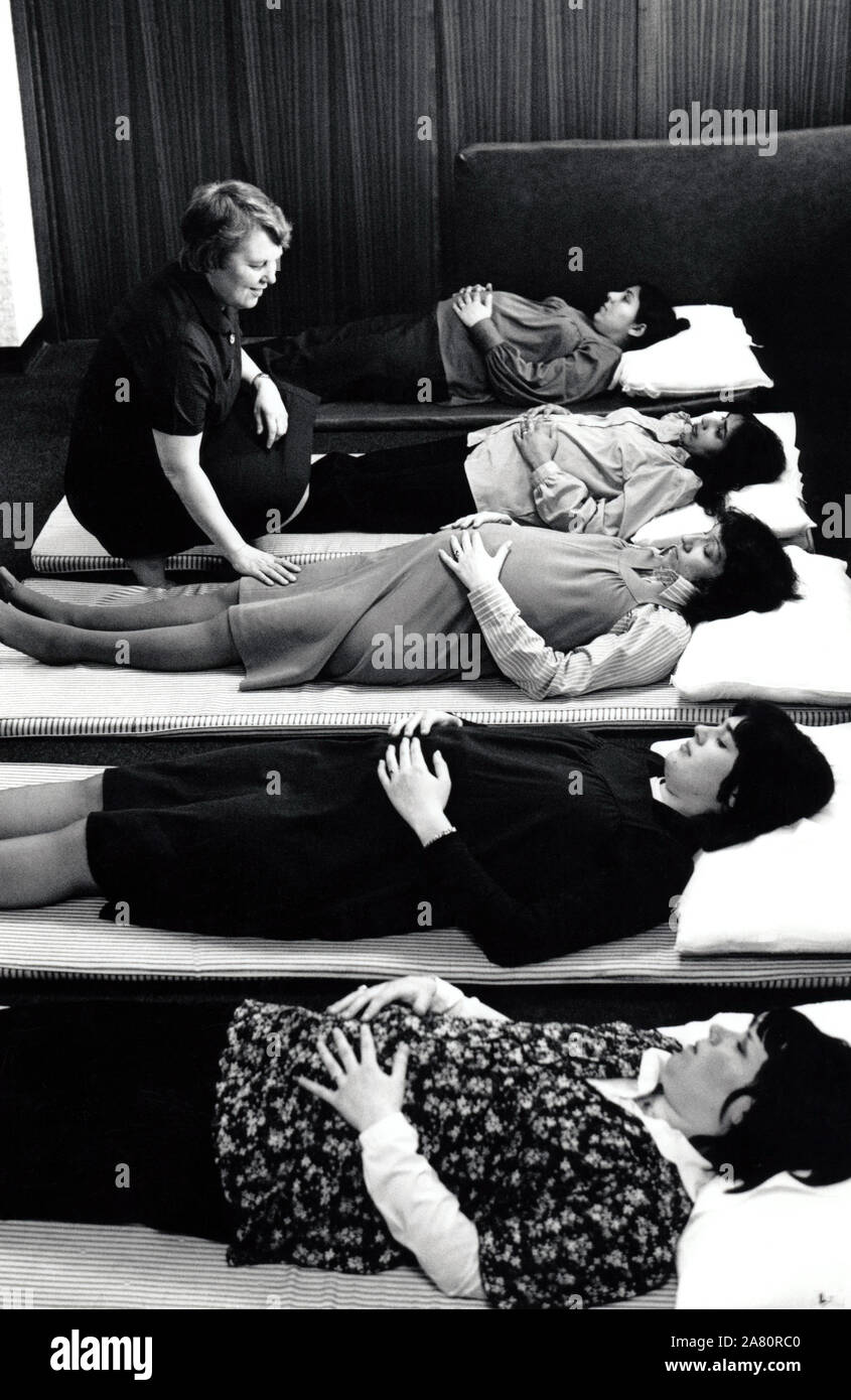 Classe prénatale, Nottingham, Royaume-Uni 1981 Banque D'Images