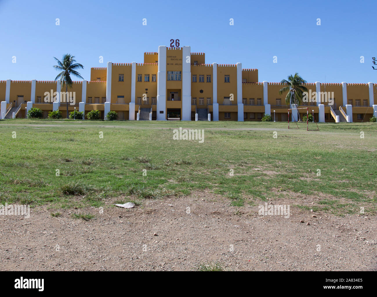 Santiago de Cuba, Cuba - 29 décembre 2015 : après l'attaque de la caserne Moncada du 26h de juillet 1953 dans le cadre de la révolution cubaine, aujourd'hui le bâtiment Banque D'Images