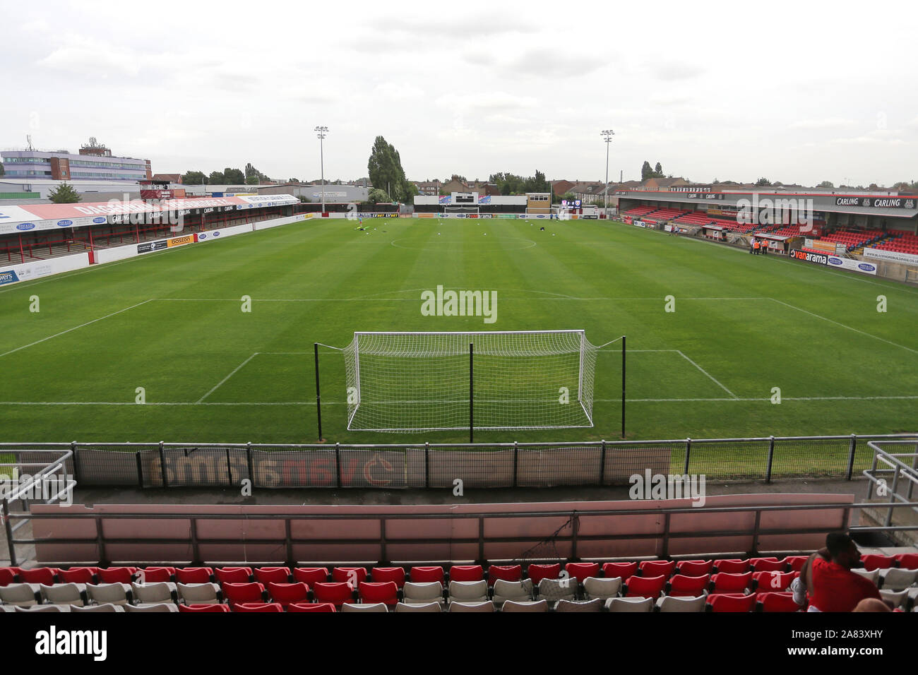 Vue générale de la terre avant de Dagenham & Redbridge vs West Ham United U23, Match amical de football à la construction le 26 Stade Chigwell Banque D'Images