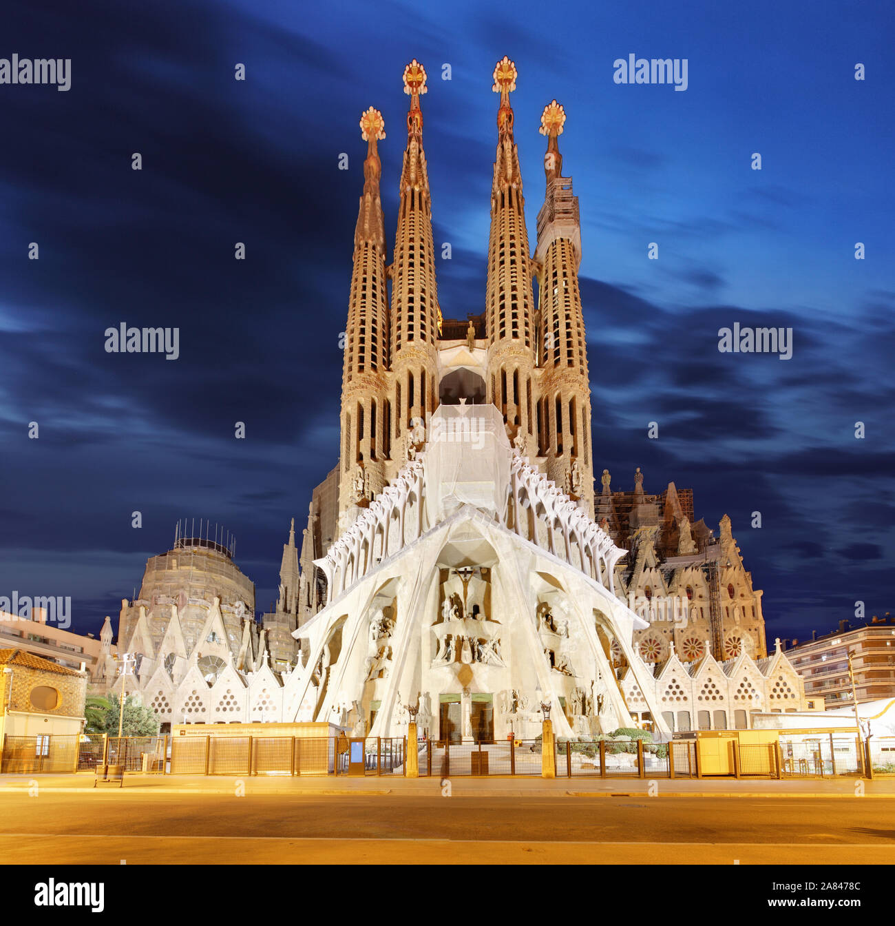 Barcelone, Espagne - Dec 10 : Vue de la Sagrada Familia, une grande église catholique romaine à Barcelone, Espagne, conçu par l'architecte catalan Antoni Gaudi, Banque D'Images